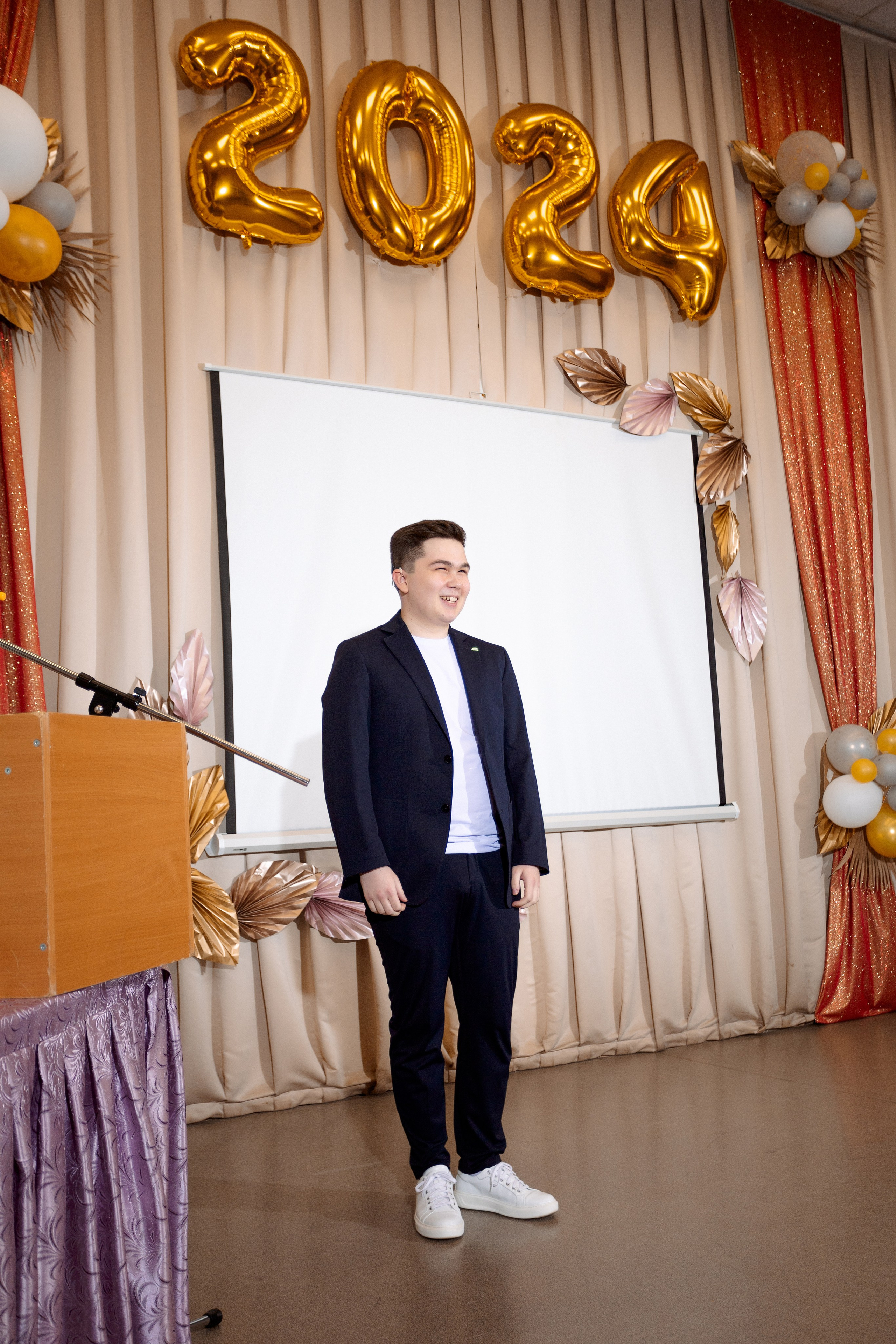 ВРУЧЕНИЕ АТТЕСТАТОВ: Пример. Все фото. Профессиональный фотограф в Ижевске Леша Петров