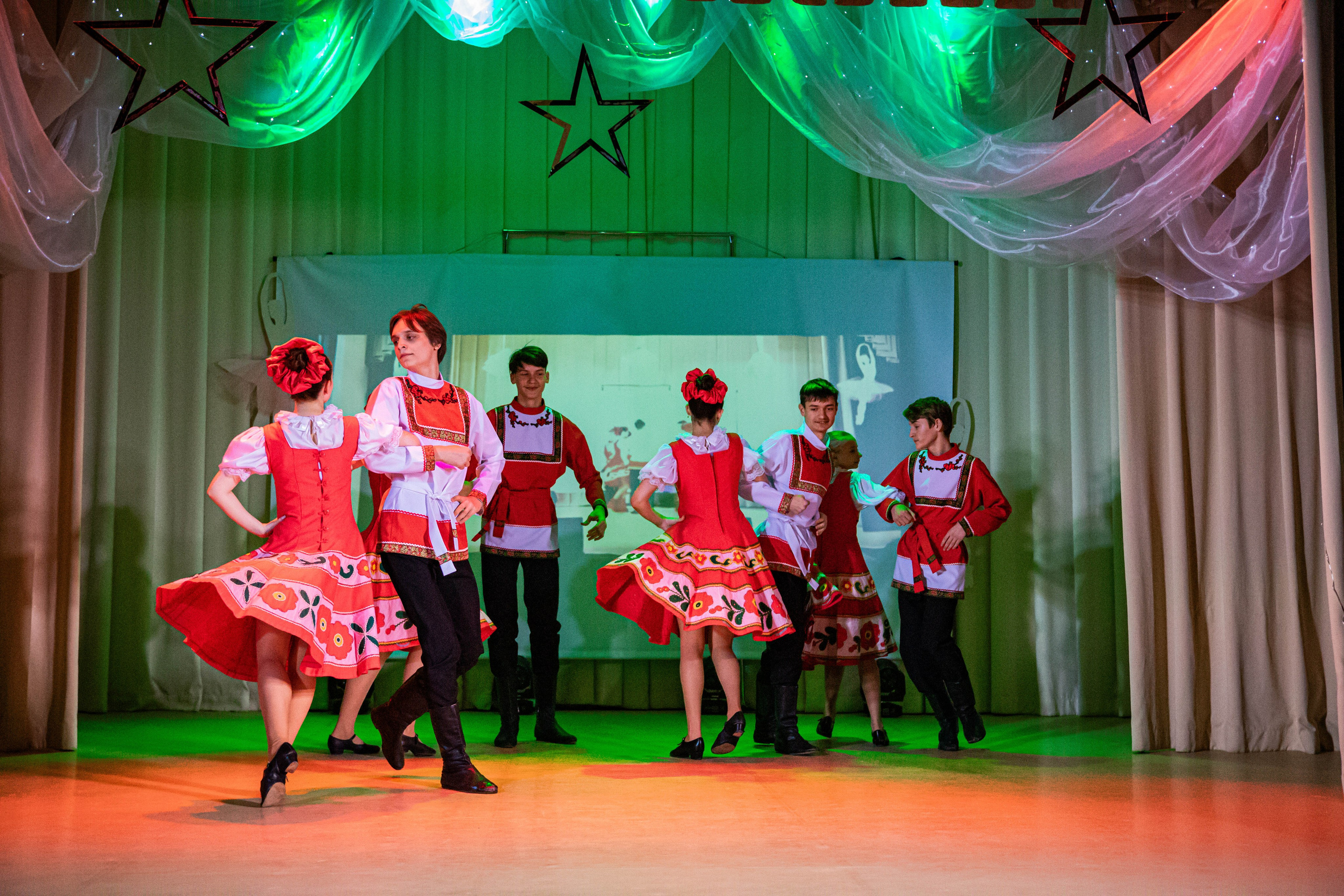 «Конфетти» Юбилейный концерт «Твори Добро». Фотограф Дарья Маташкова