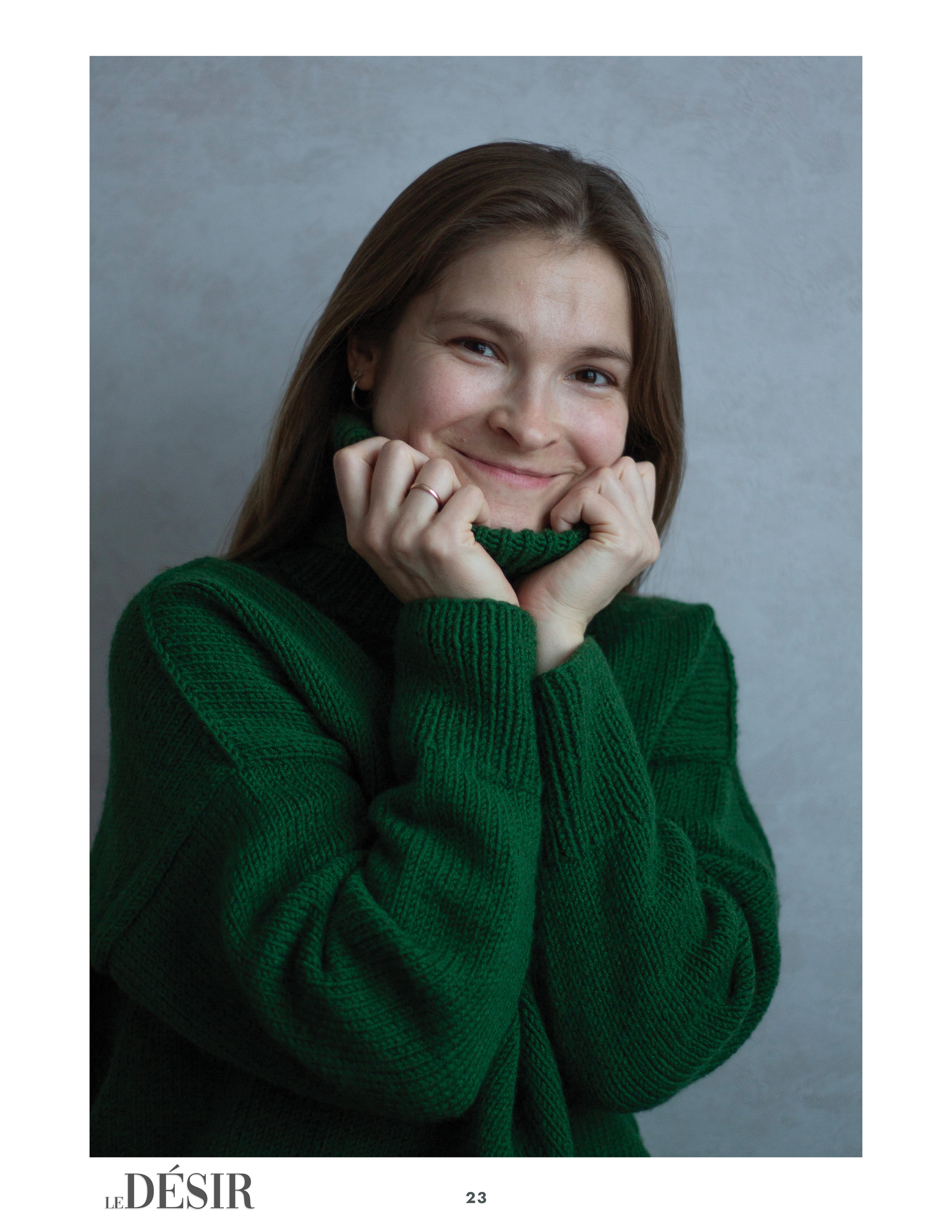 Настя в лампочках