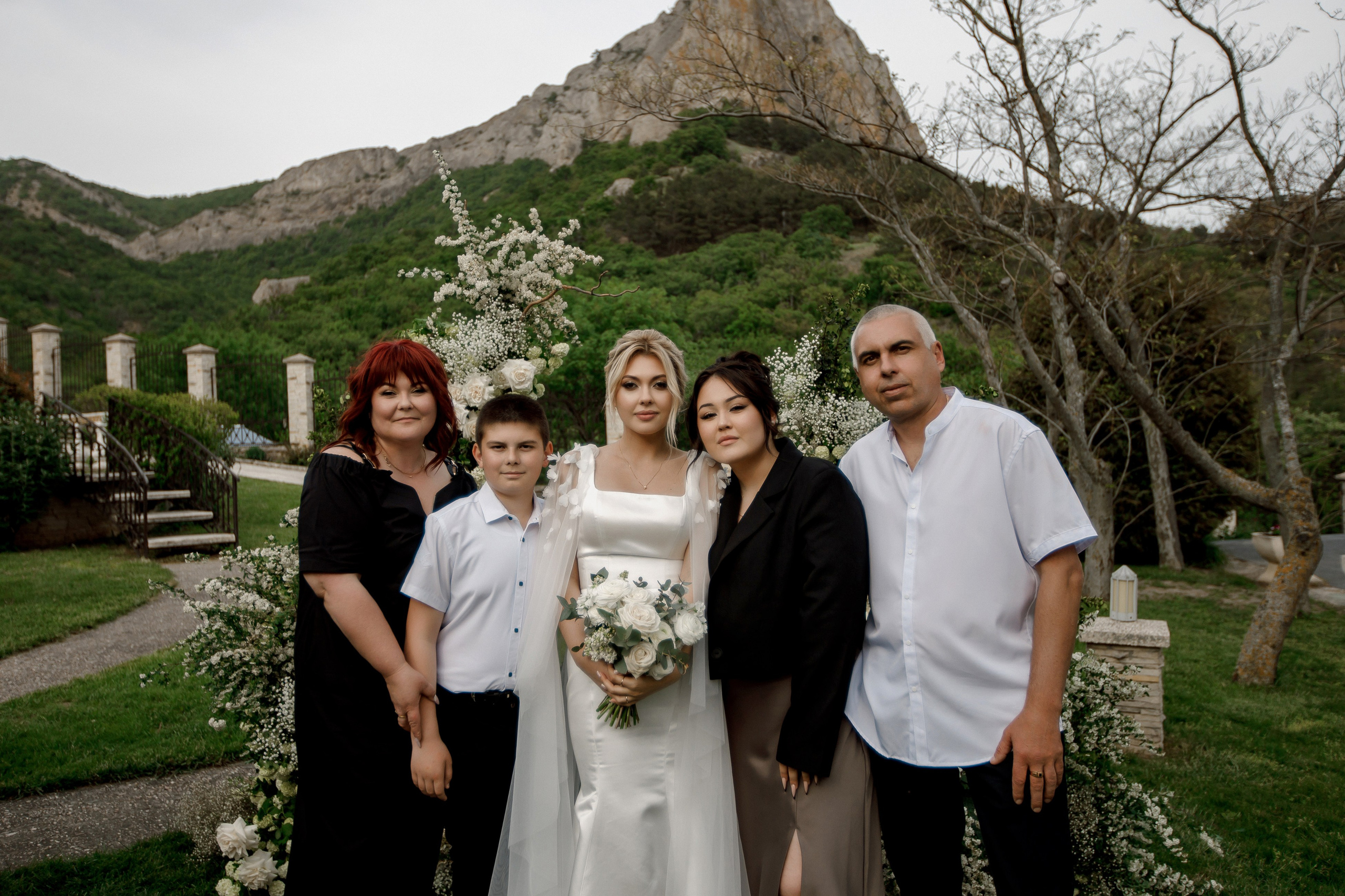 Денис и Алина. Белый замок. Фотограф Анна Лейман. Севастополь