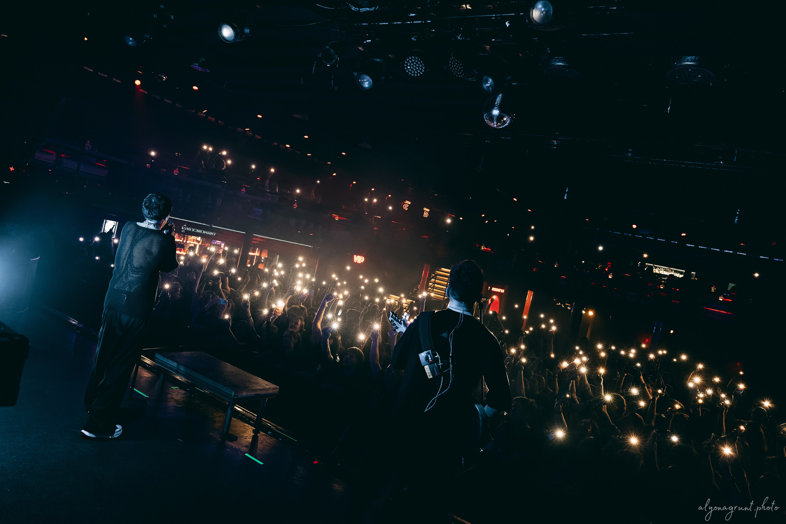 Таймсквер, фоторепортаж, СПБ, Космонавт, 14.11.2025. Алена Адрианова: фотограф в Санкт-Петербурге