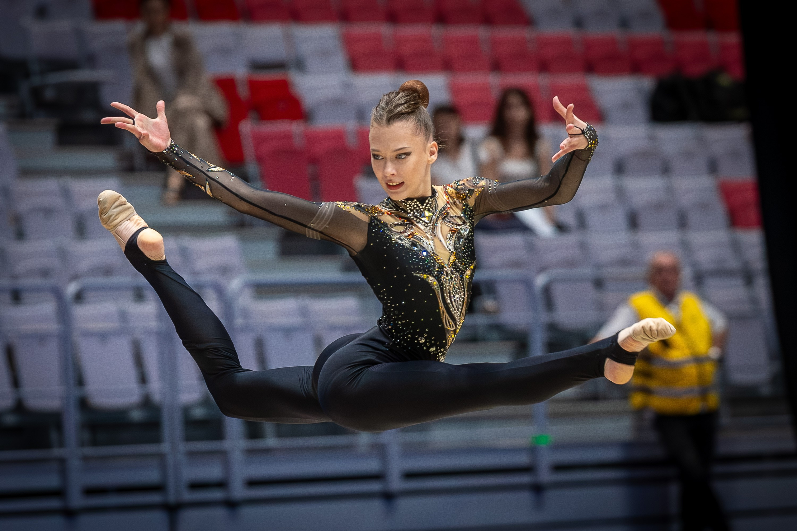 Чемпионат и Первенство России по эстетической гимнастике. GYM-PHOTO. Спорт в кадре