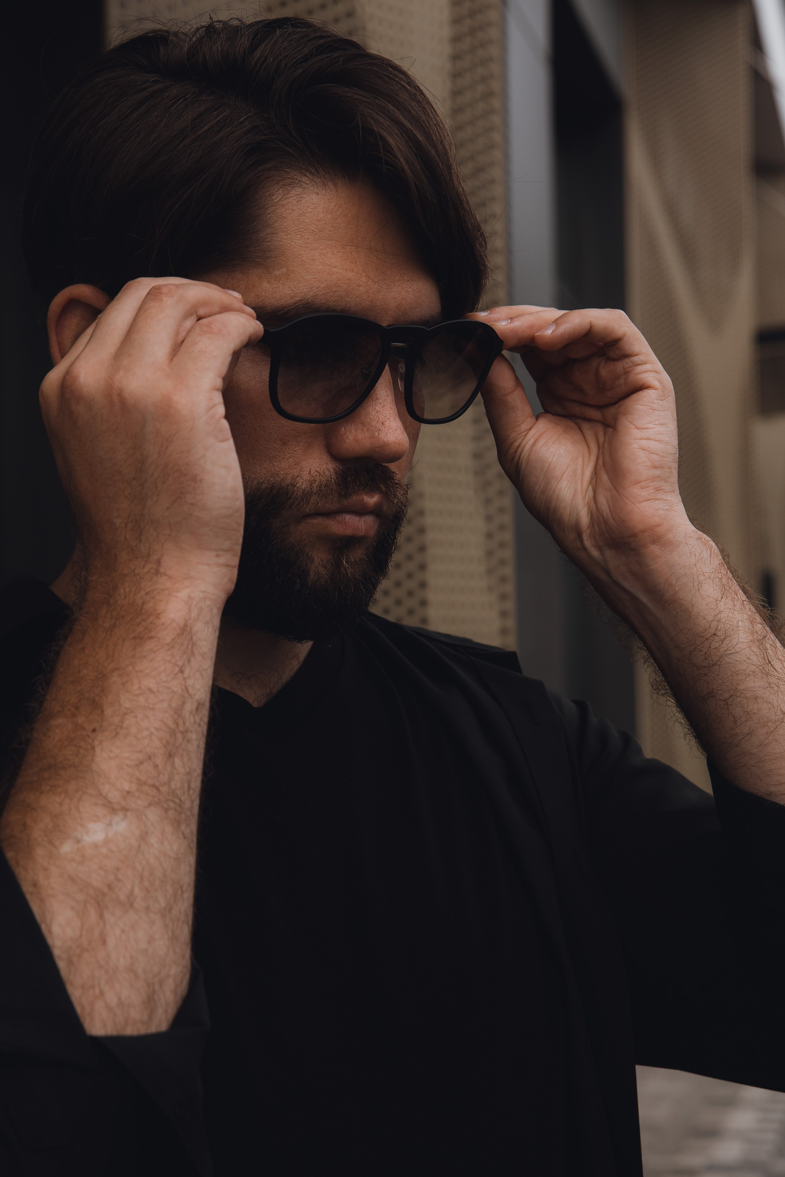 Мужская прогулочная фотосессия в Екатеринбурге. Свадебный, семейный фотограф, контент съёмка. Екатеринбург. Елена Граф