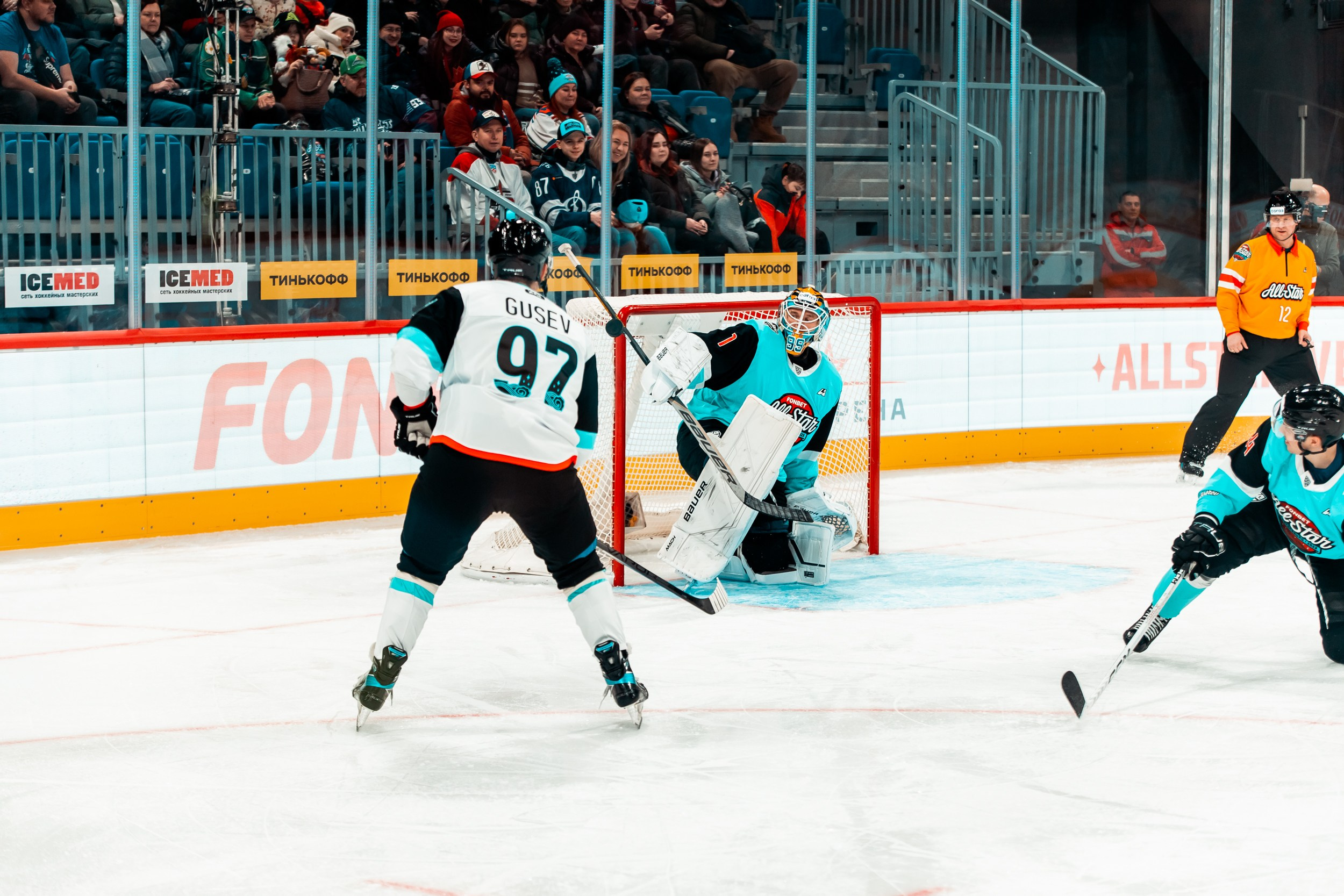 KHL All-Star 2023. Репортажный фотограф в Сочи Дмитрий Ветринский