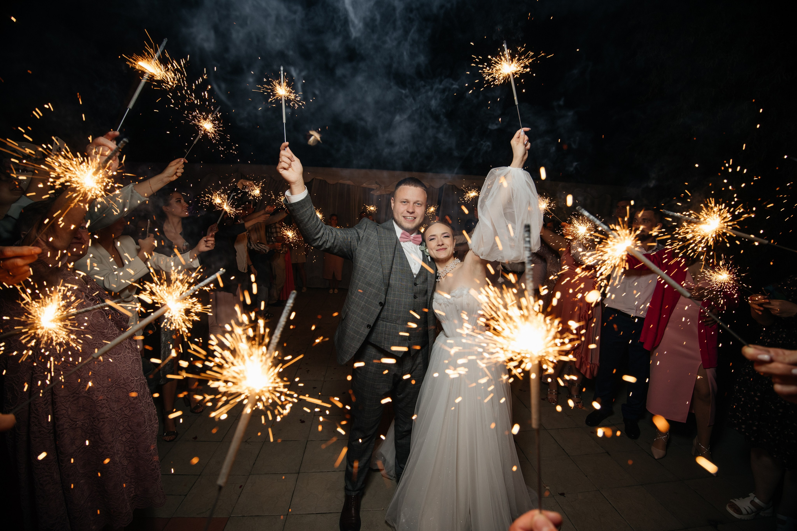 Контакты. Свадебный фотограф в Курске Антон Богданов