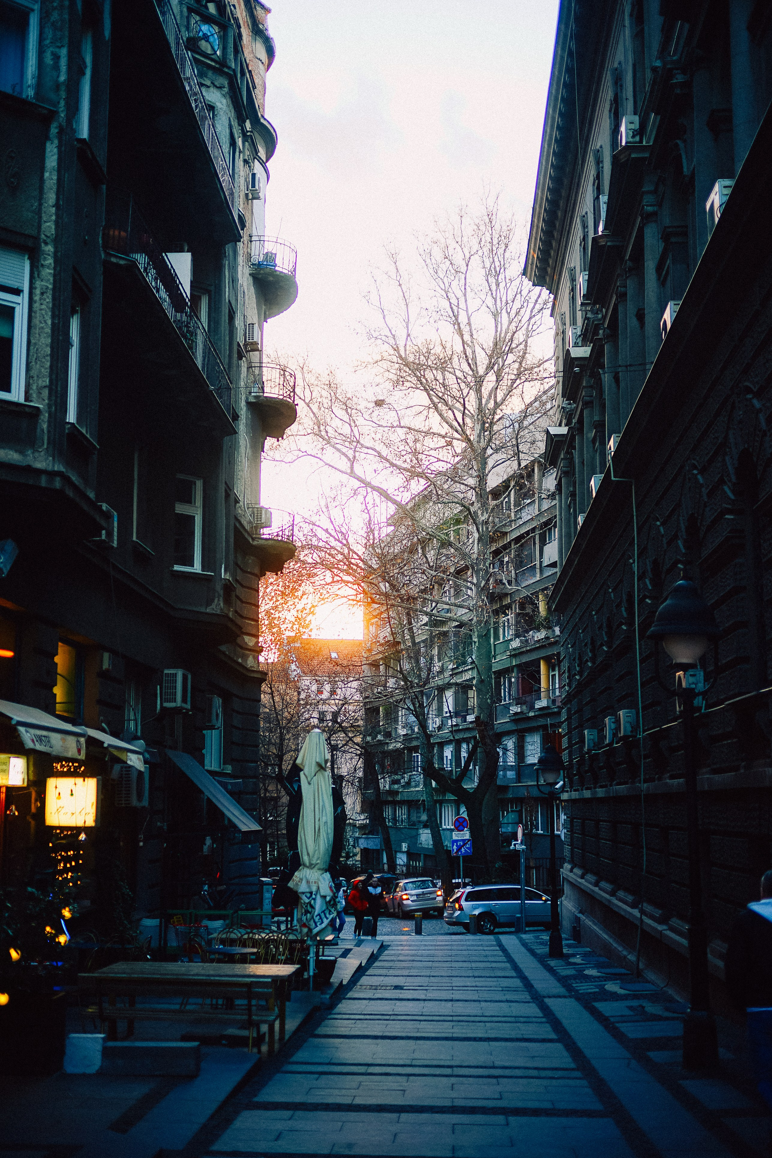 Urban and Street. Oleg Kozachok — Photographer with Protanopia | Portraits, Texture & Light