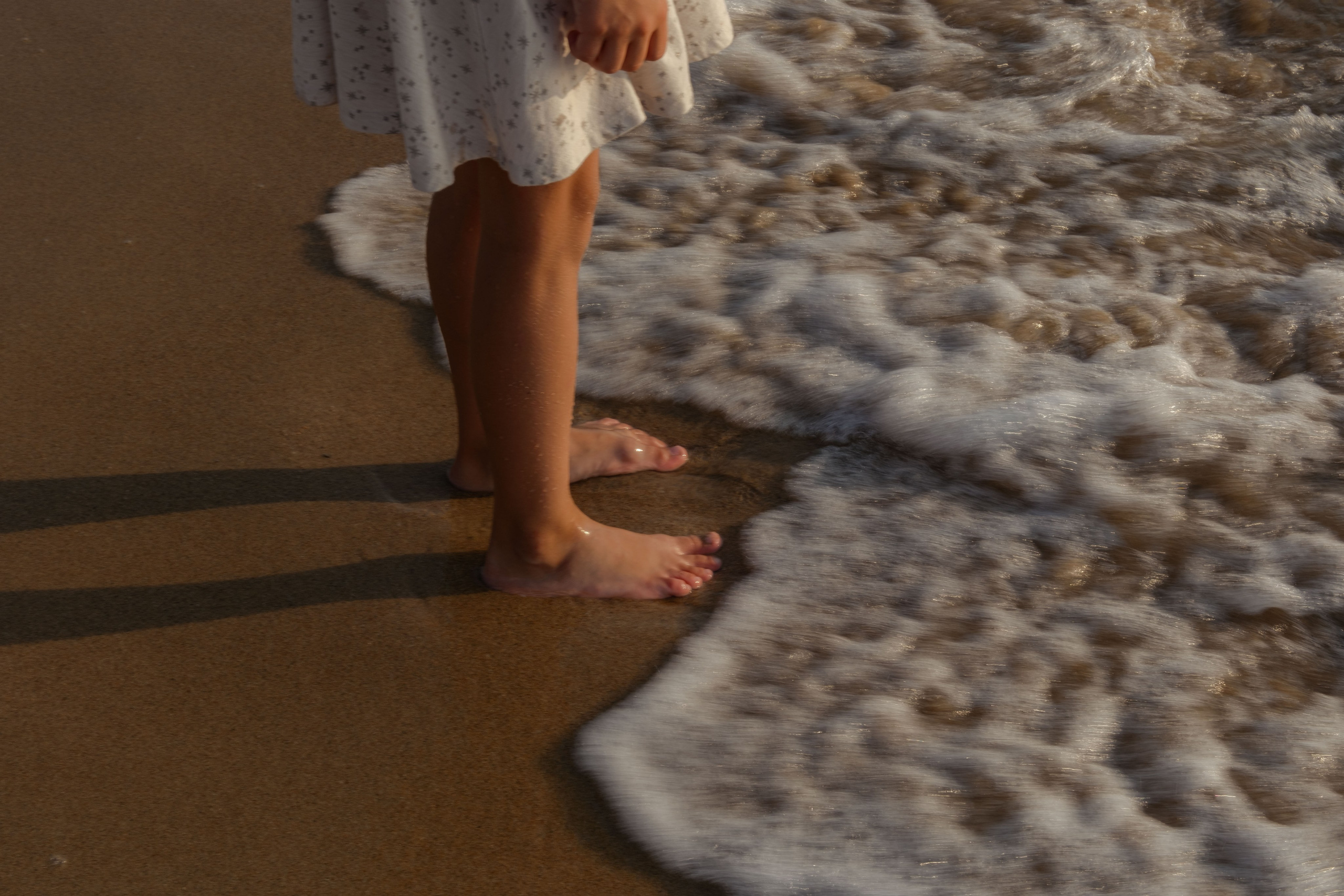 Mother and daughters. Portrait photographer Nha Trang | Julia Meshanina