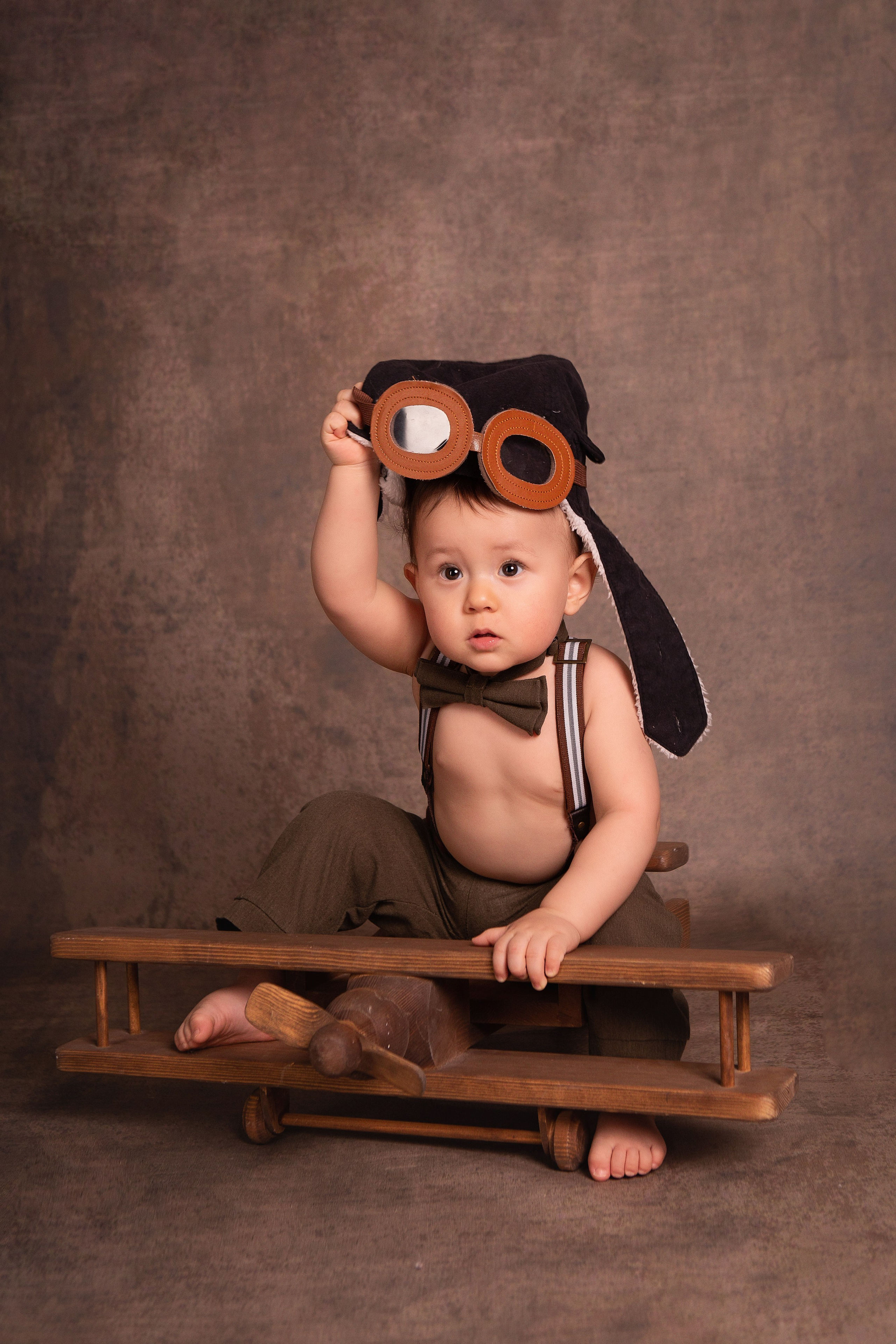 Лётчик. ФОТОГРАФ НА ГОДИК, БЕРЕМЕННОСТИ, НОВОРОЖДЕННЫХ, КРЕЩЕНИЯ МОСКВА