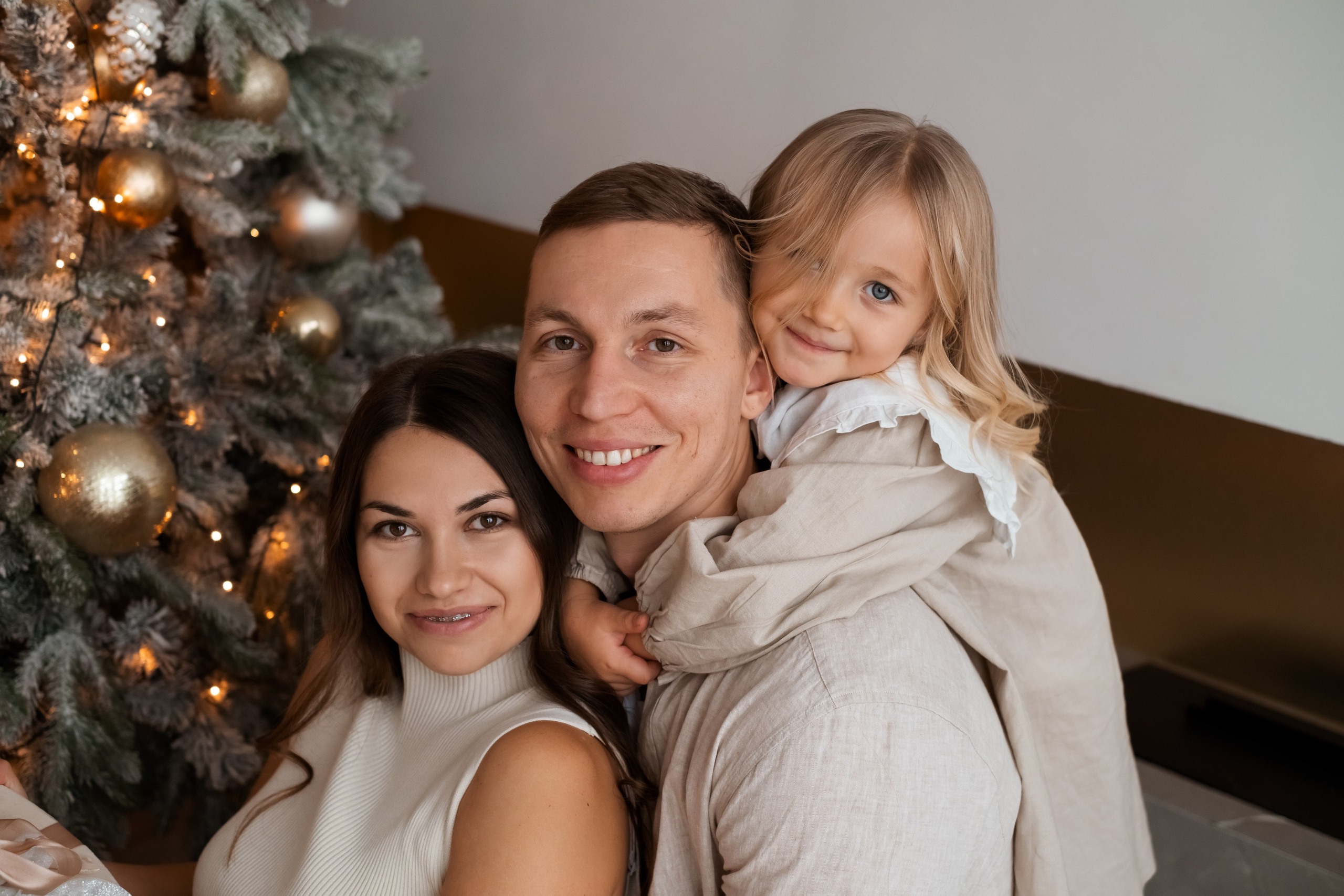 Семейная новогодняя фотосессия. Семейный и детский фотограф в Мелитополе /Наталья Зацеркляная