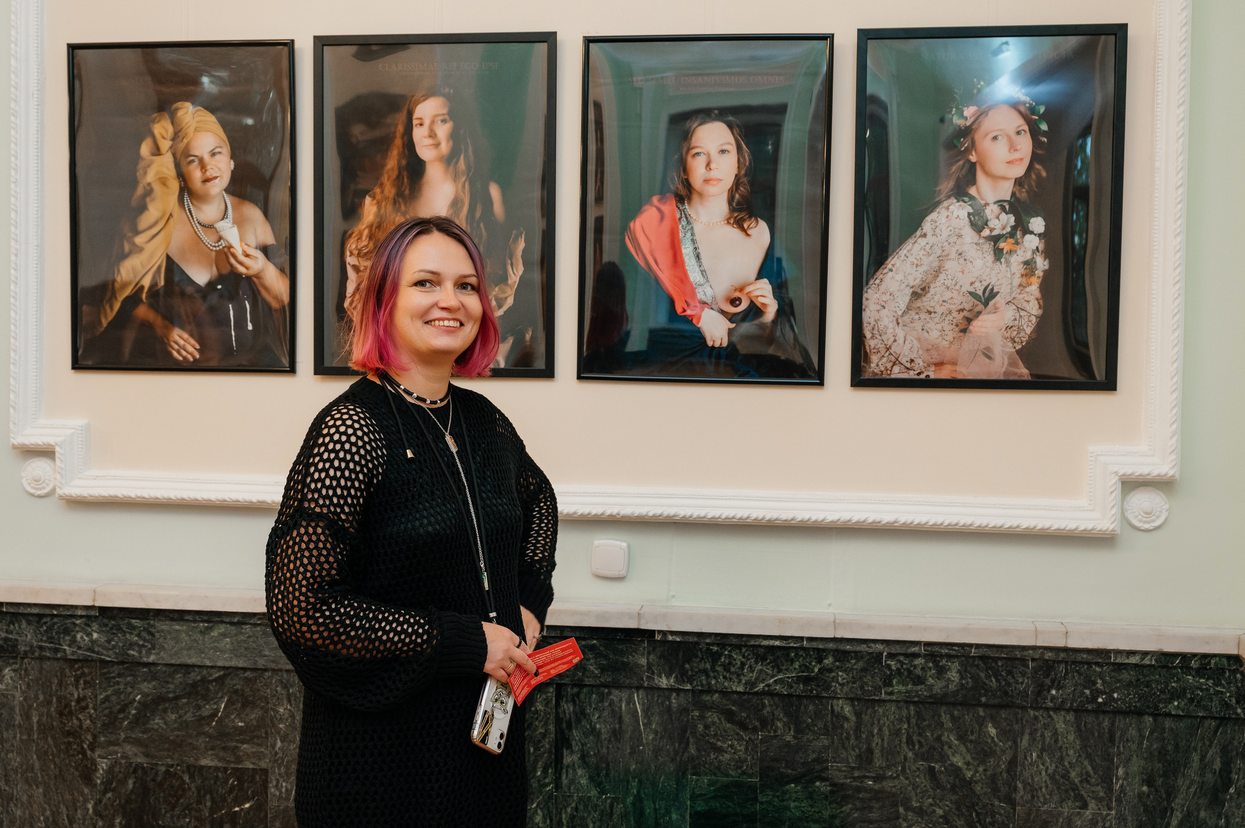 Открытие выставки Кати Васильевой в Молодежном театре. Wedding and family photographer USA