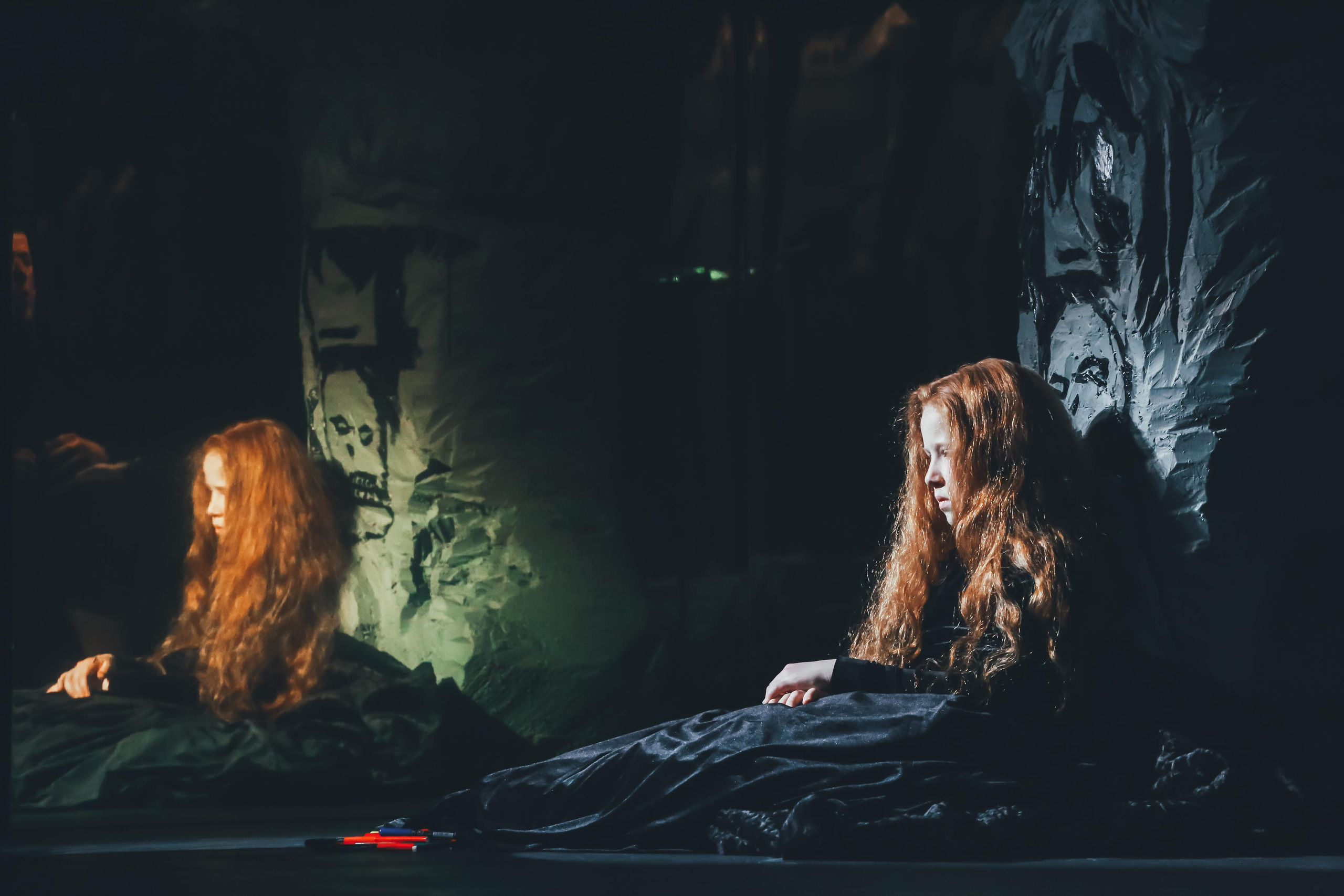 MARY I STUART, Молодежный театр Алтая им. В. С. Золотухина. Фоторепортаж. Театральная фотосъёмка