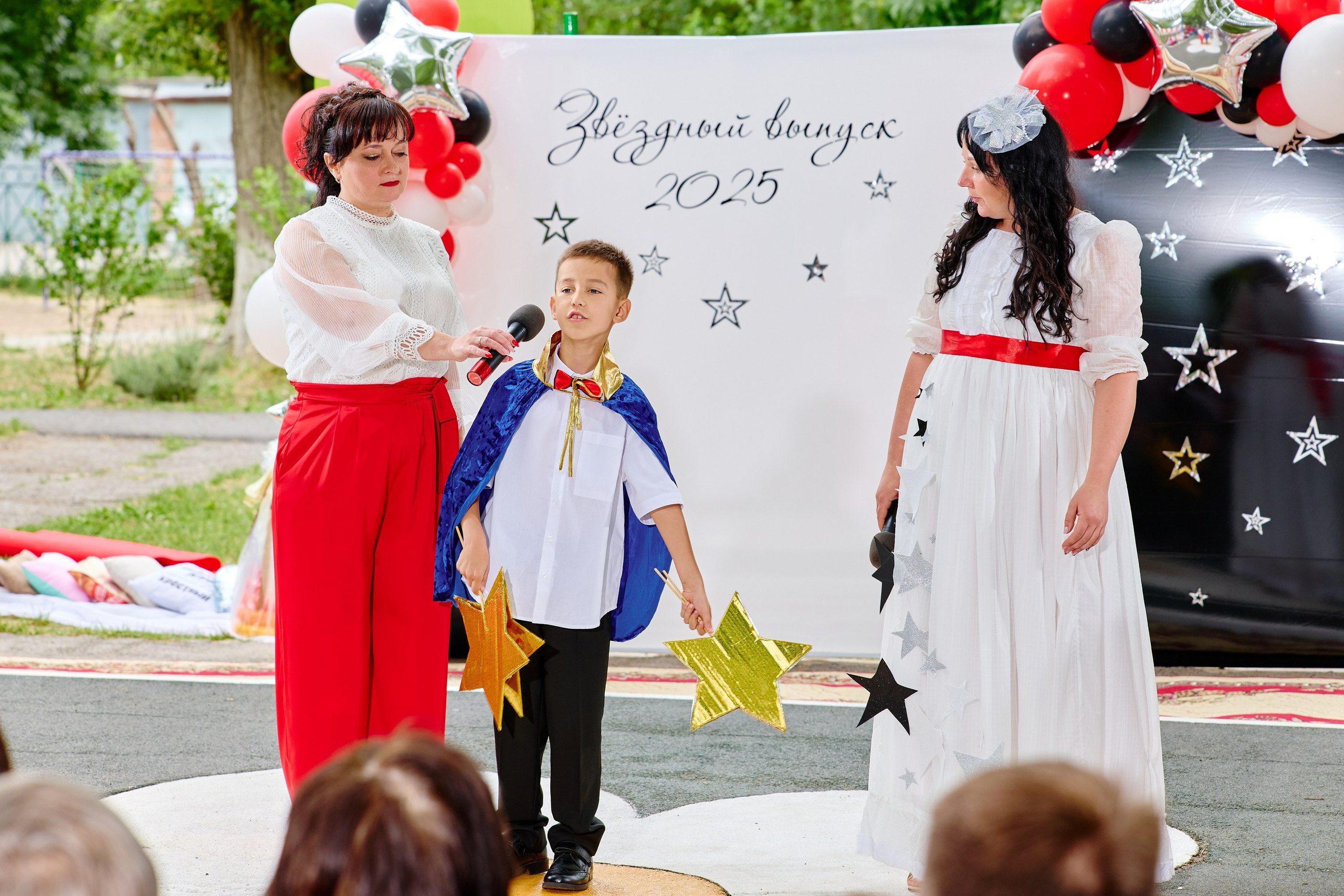 Выпускной 45 сад. Фотограф Выпускные альбомы Таганрог Сергей Коробченко