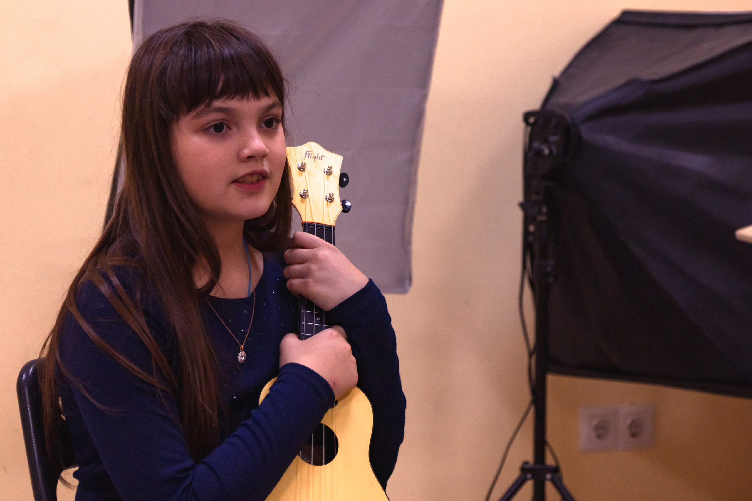 Занятие укулеле. Детский духовно-просветительский центр