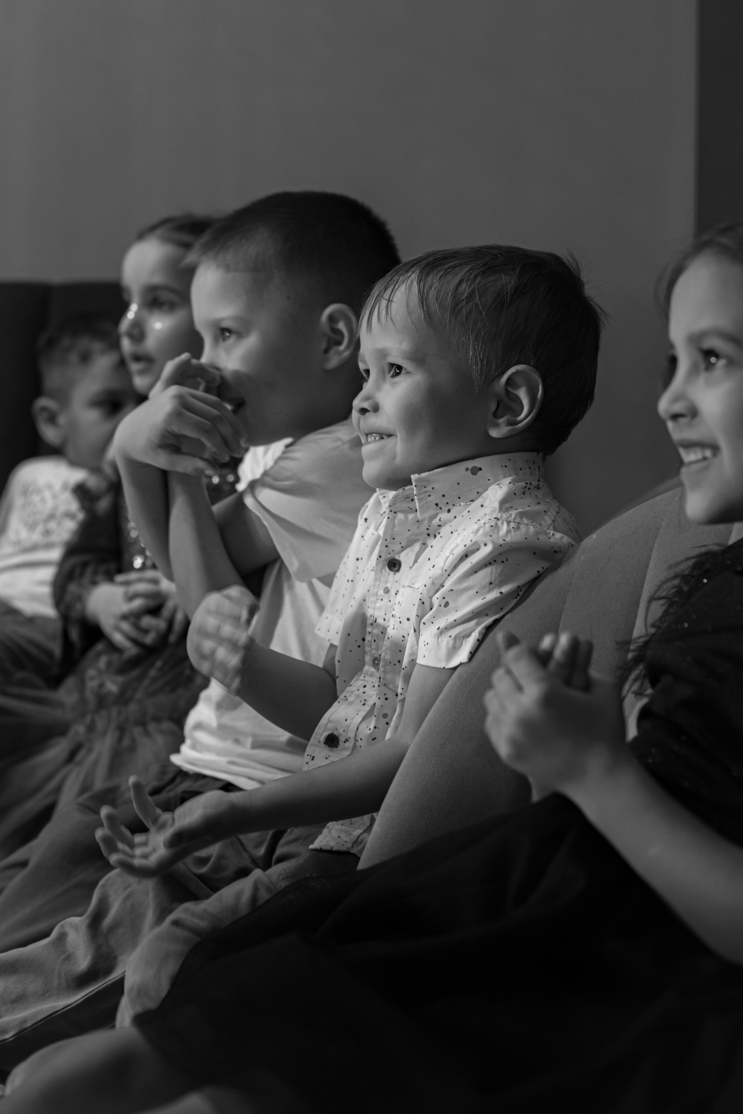 ASIA'S BIRTHDAY PARTY. Photokarish