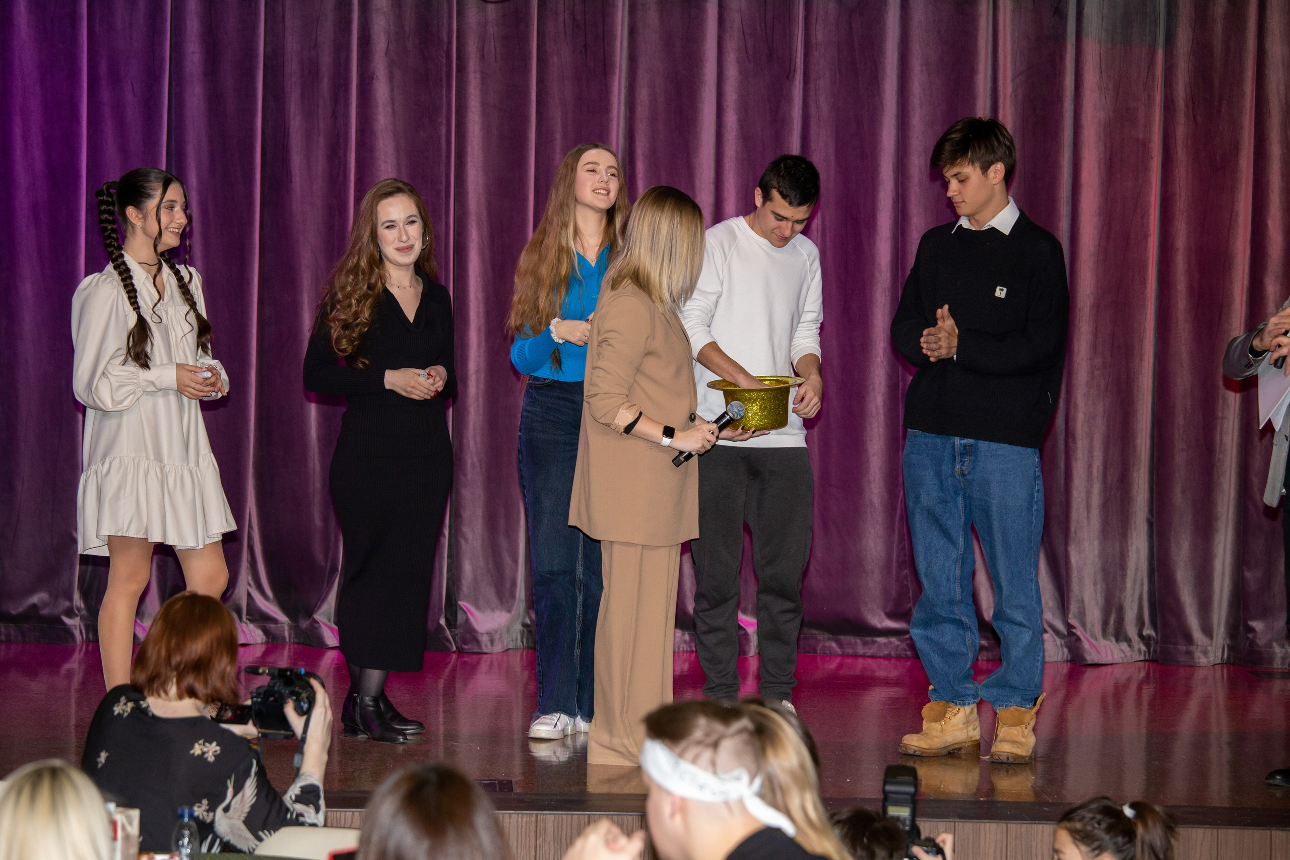 Репортажная съёмка для Домисольки на новый год. «Студия DRONAVT`s» — видеосъёмка и фотография г. Москва