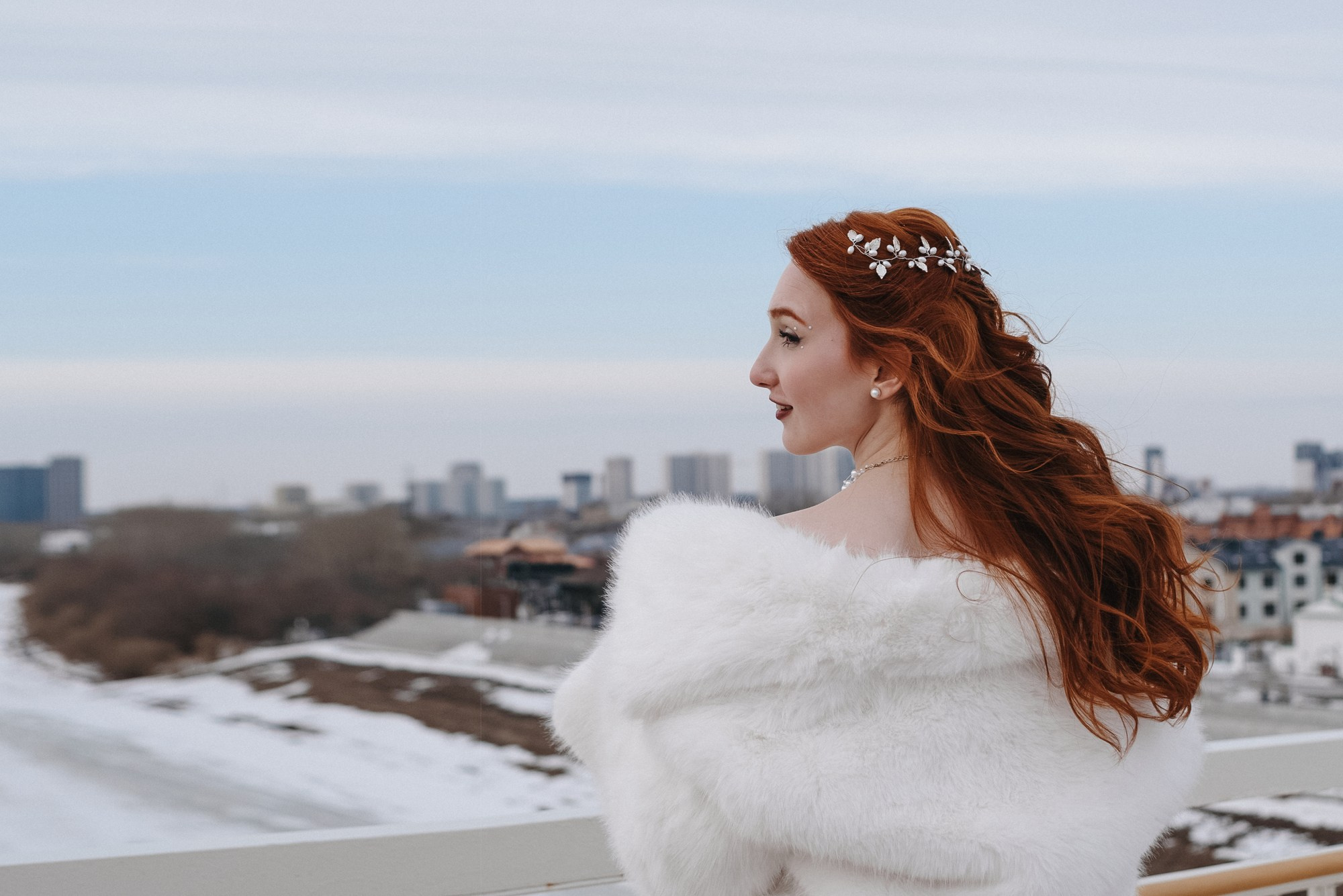 Свадебная фотосессия в Тюмени: ЗАГС, Мост Влюбленных и Монастырь | Фотограф Дарья Мустафина. Портретный фотограф Тюмень Дарья Мустафина