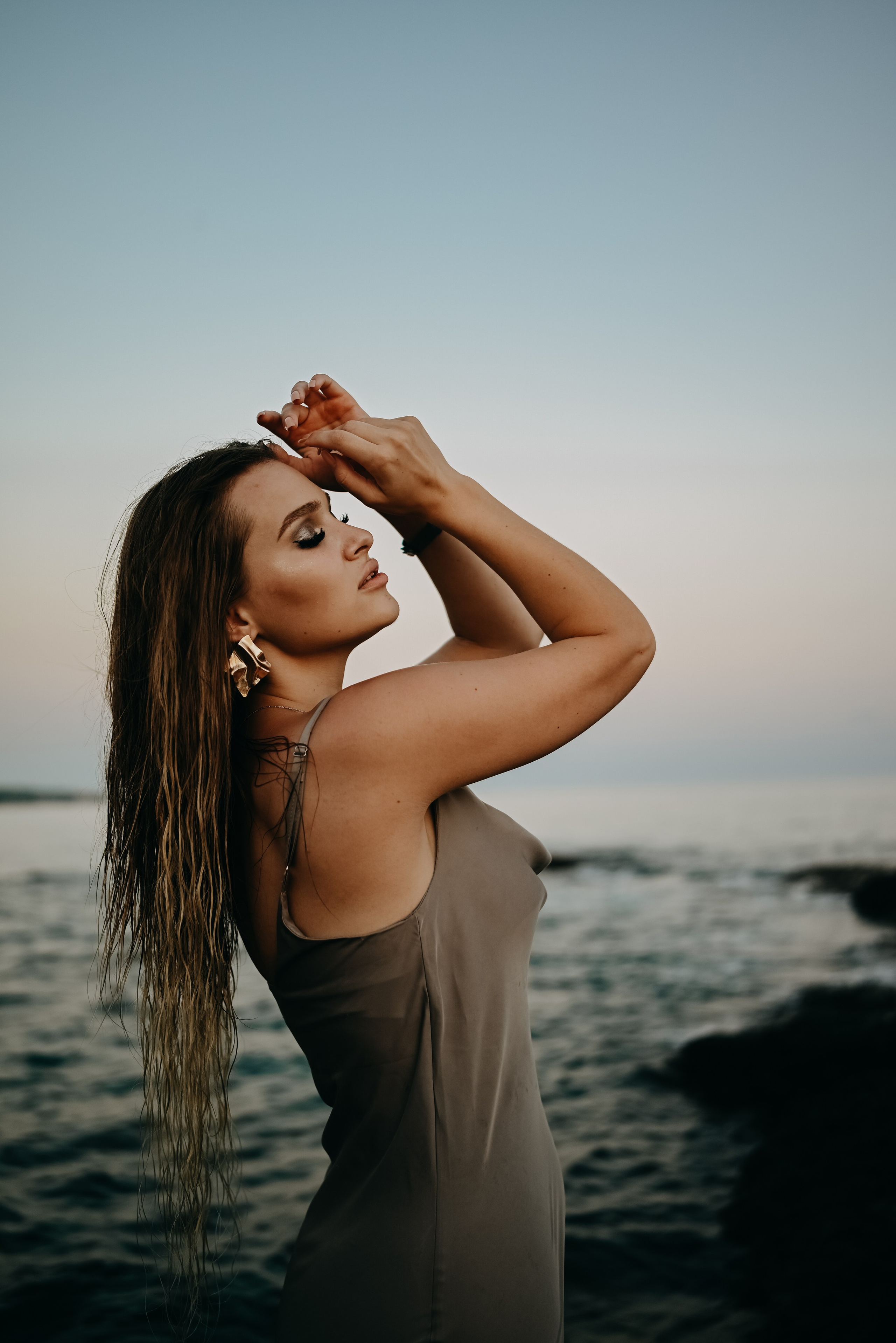 Портретная фотосессия на море. Портретный и свадебный фотограф в Тбилиси • xeniqo