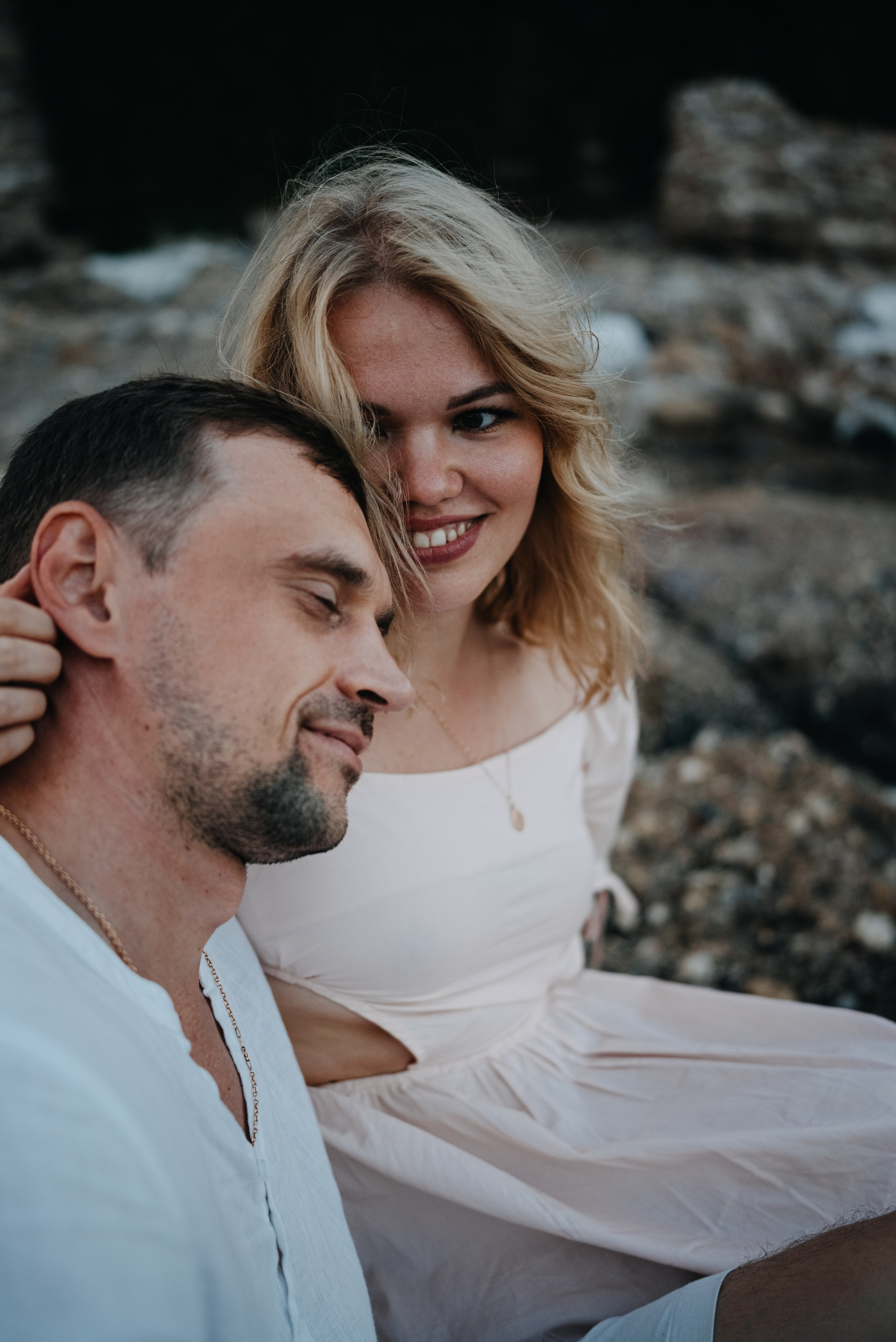 Съемка пары на море. Портретный и свадебный фотограф в Тбилиси • xeniqo