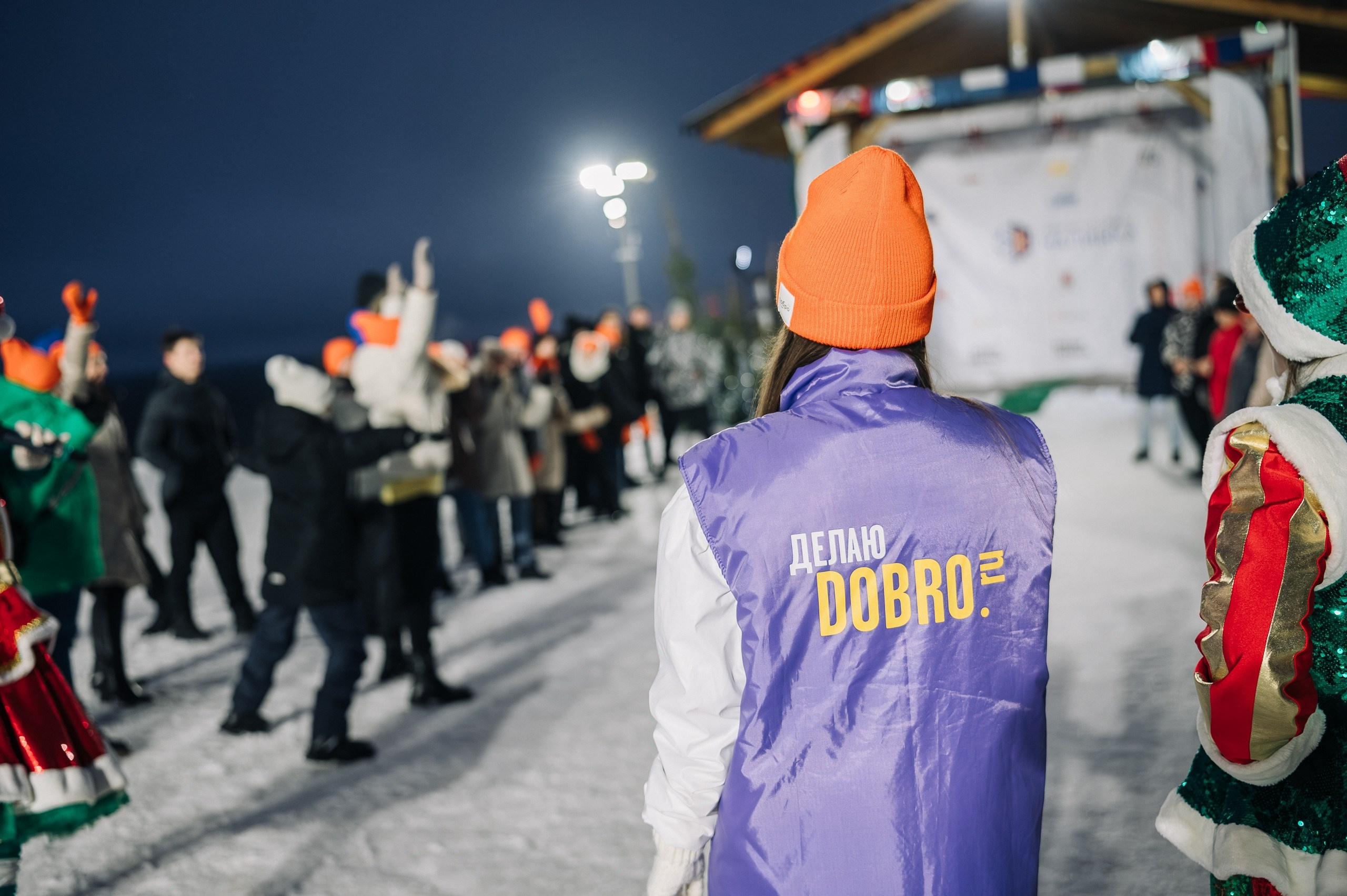 Награждение волонтерского корпуса 650-летия города Киров. Репортажный фотограф в Кирове Александр Лутошкин