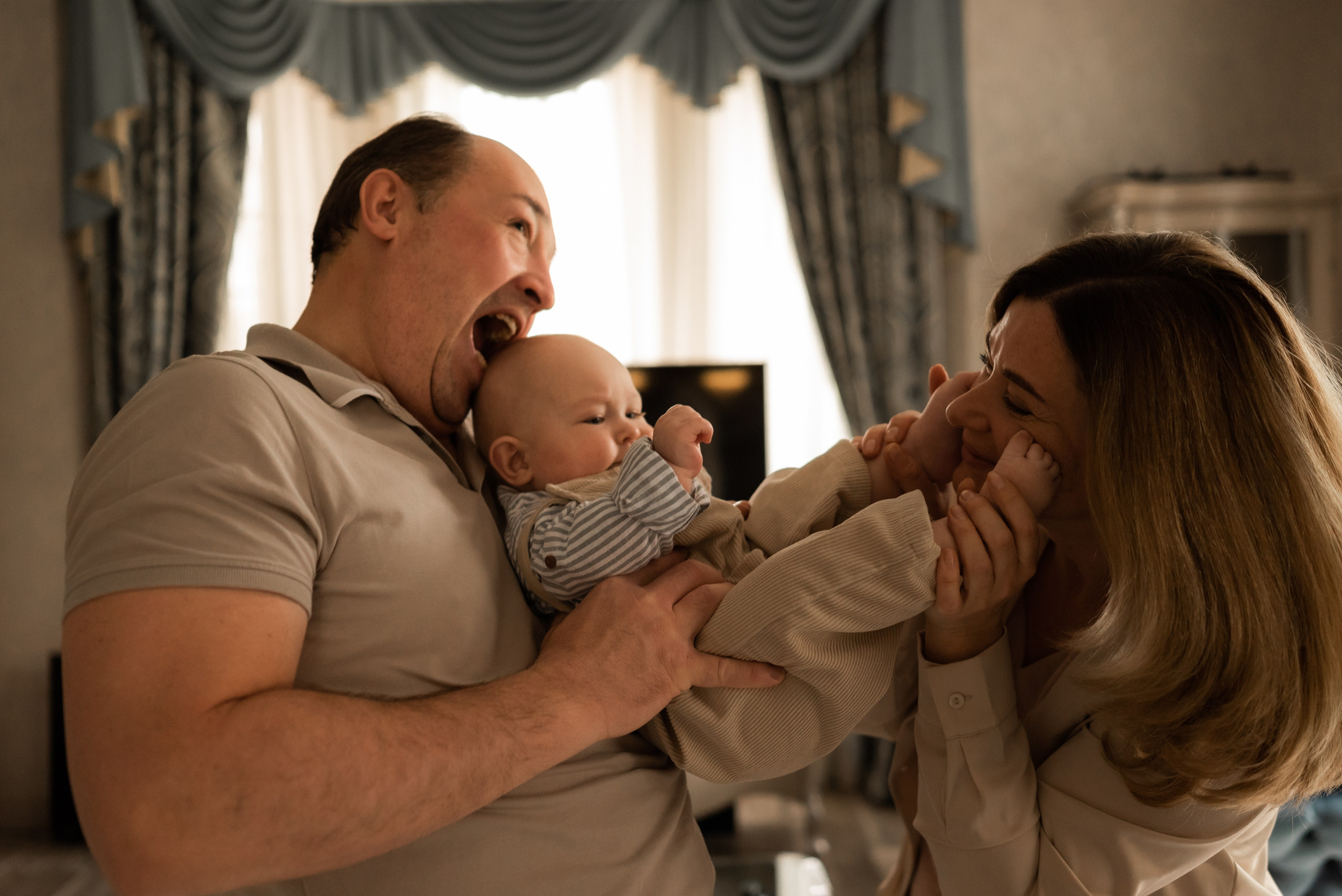 Загородная фотосессия 6 месяцев малышу. Фотограф Ксения Огородова портфолио