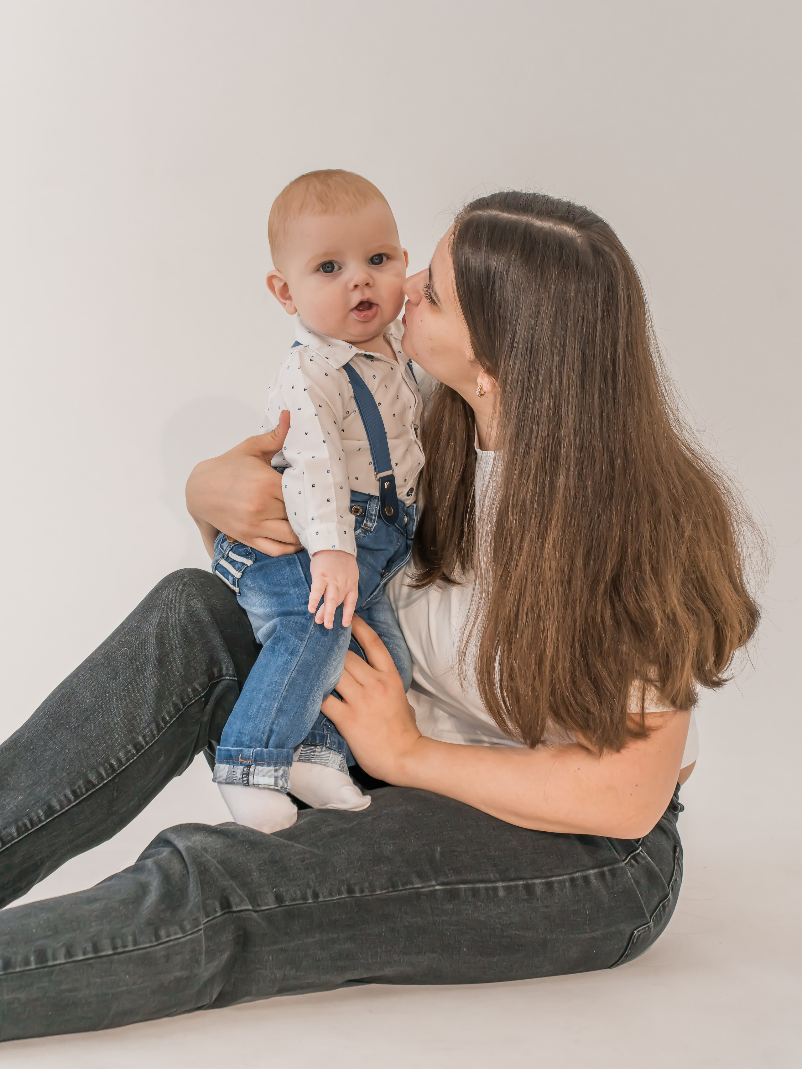 Владислав 6 месяцев студия. Отличные фотографии своих близких, своего бизнеса или даже себя. СПб