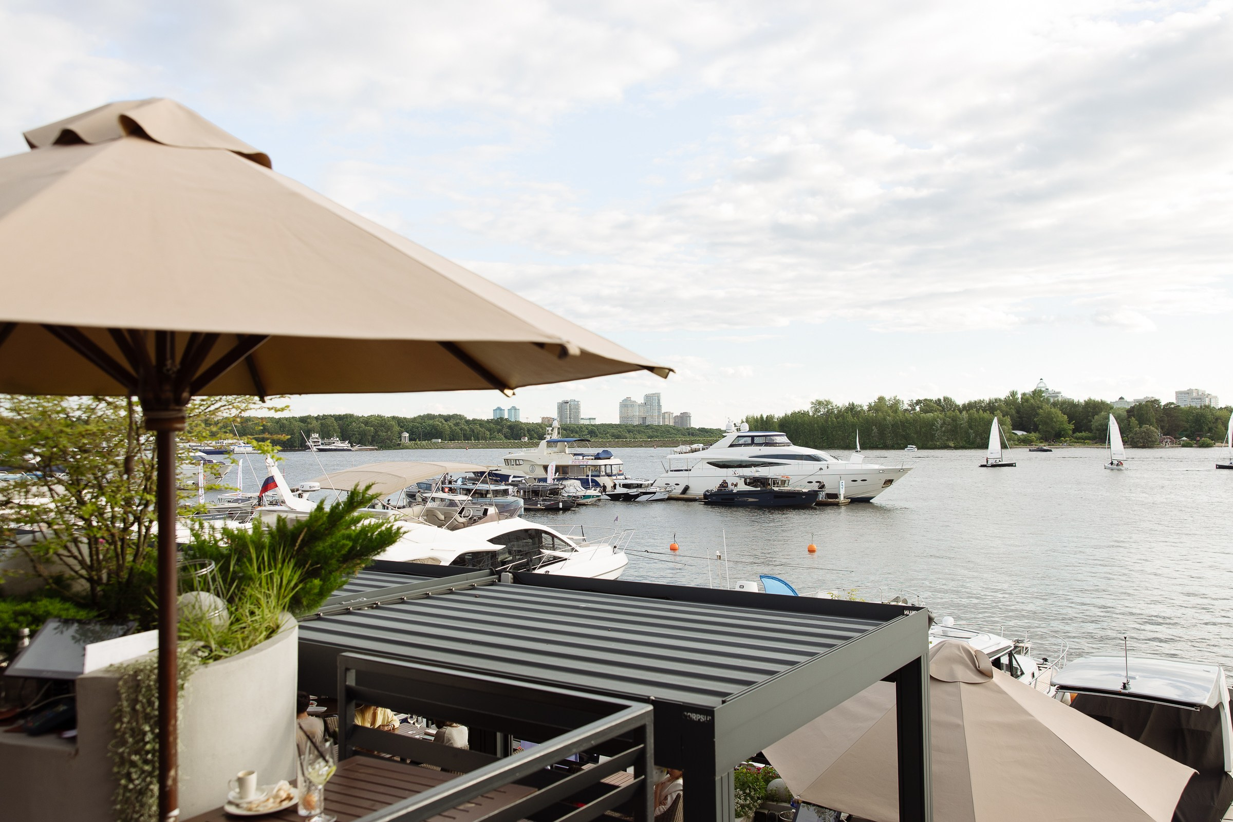 Выставка яхт и катеров. Ryal Yacht Club. Фотограф в Москве