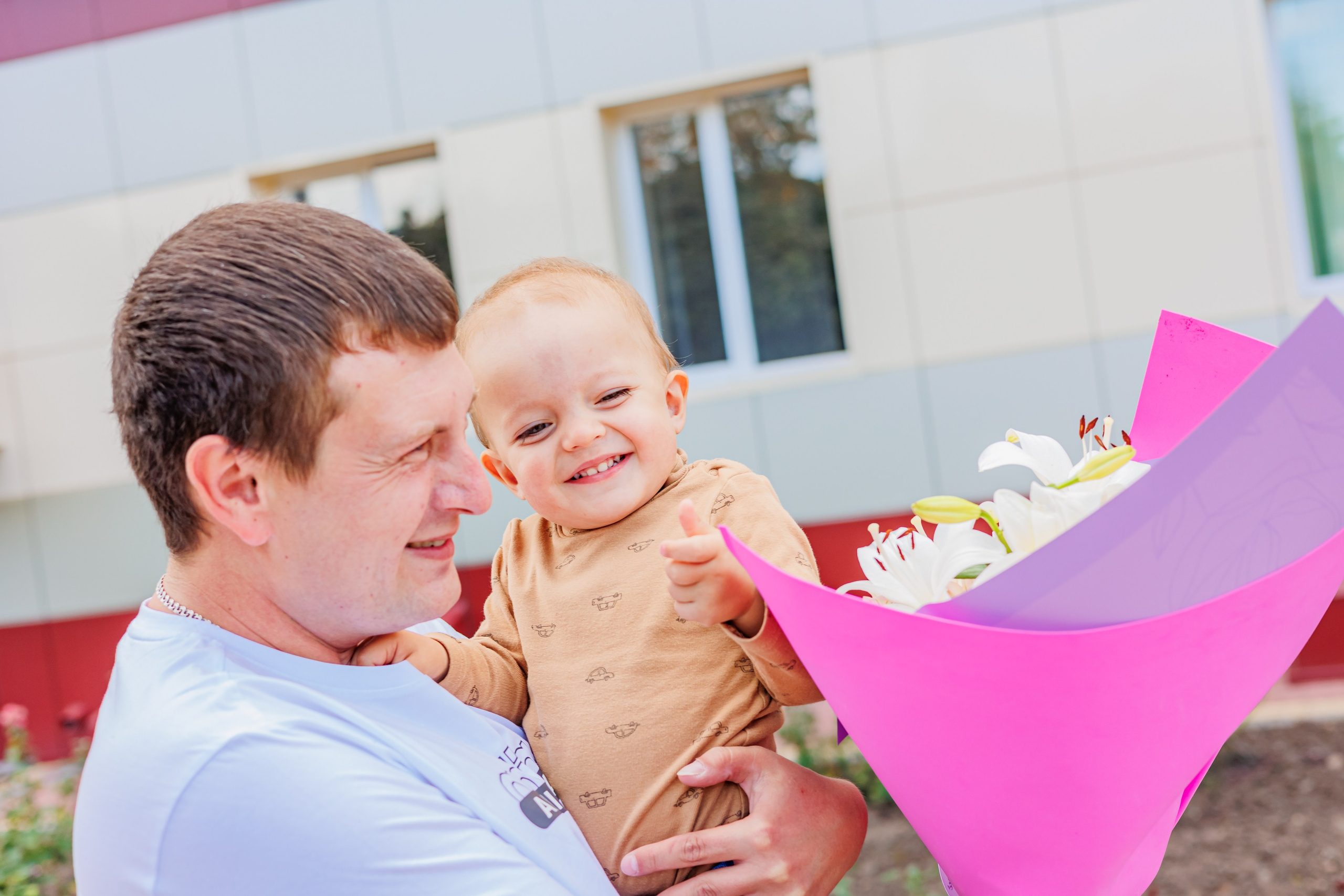 Выписка 25.09.24. Свадебный и семейный фотограф в Армавире