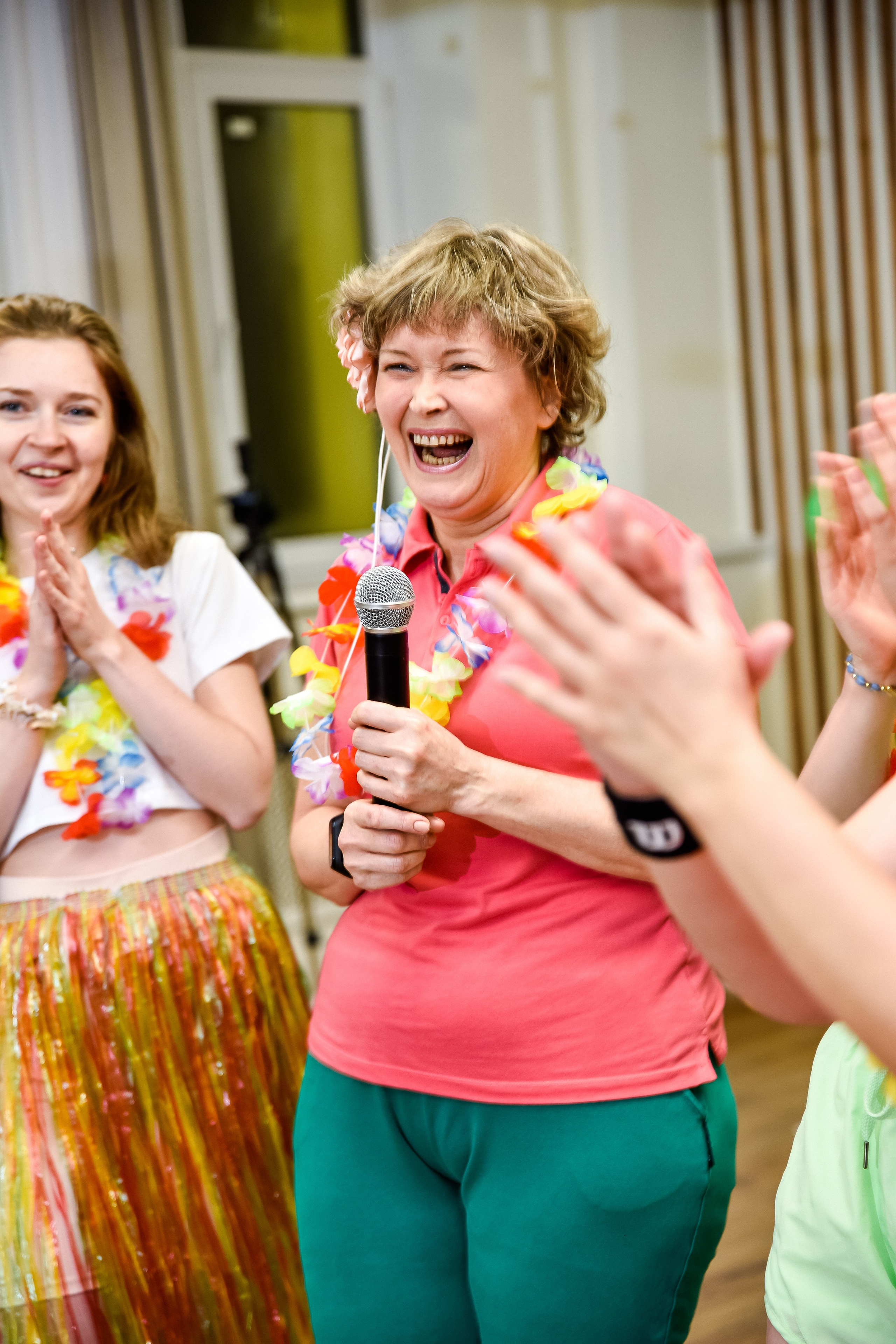 НОВОГОДНЯЯ ГАВАЙСКАЯ ТАНЦЕВАЛЬНАЯ ФИТНЕС- ВЕЧЕРИНКА