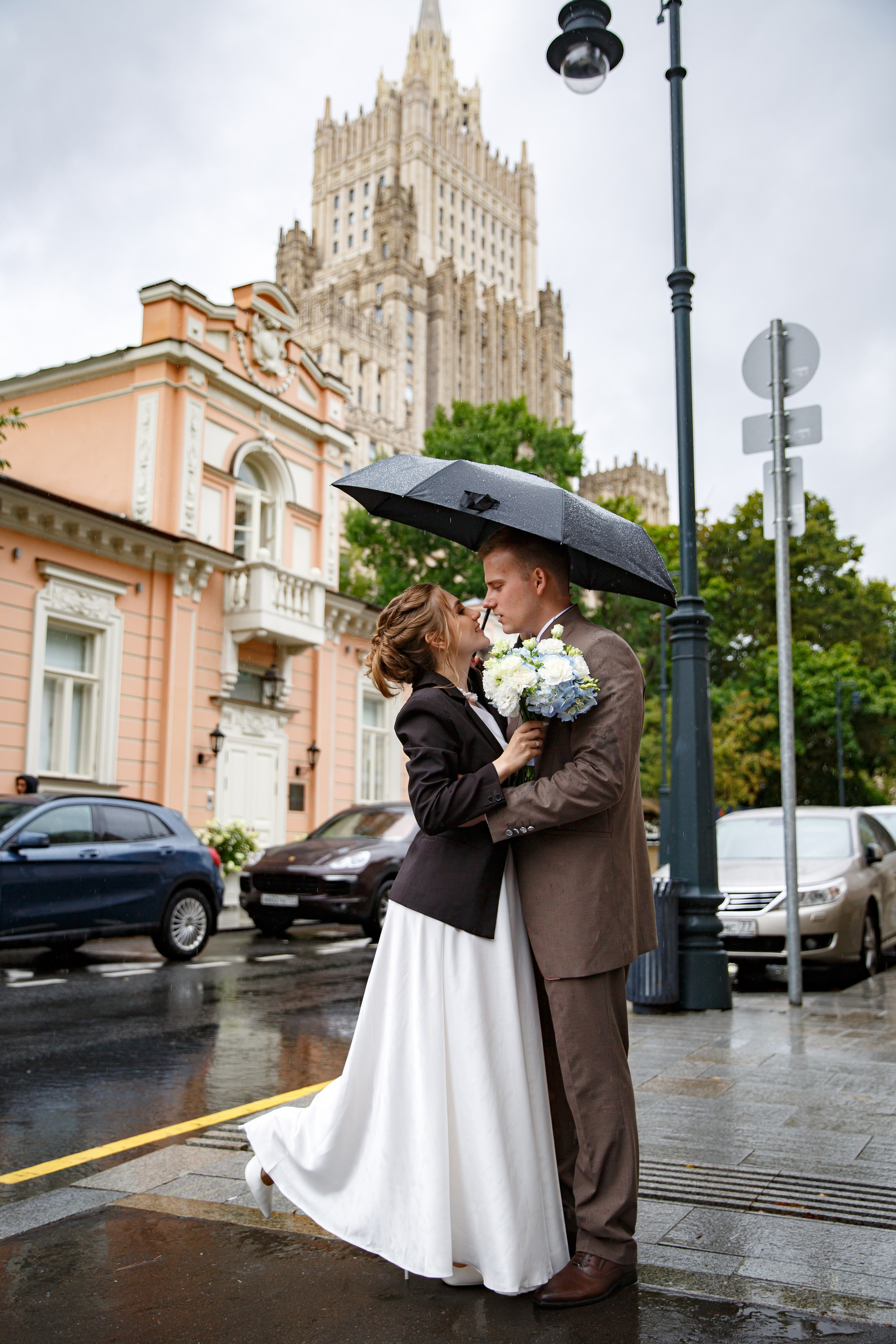 Свадебная фотосессия в городе и в фотостудии. Свадебный фотограф Москва и МО Сергей Киржаев
