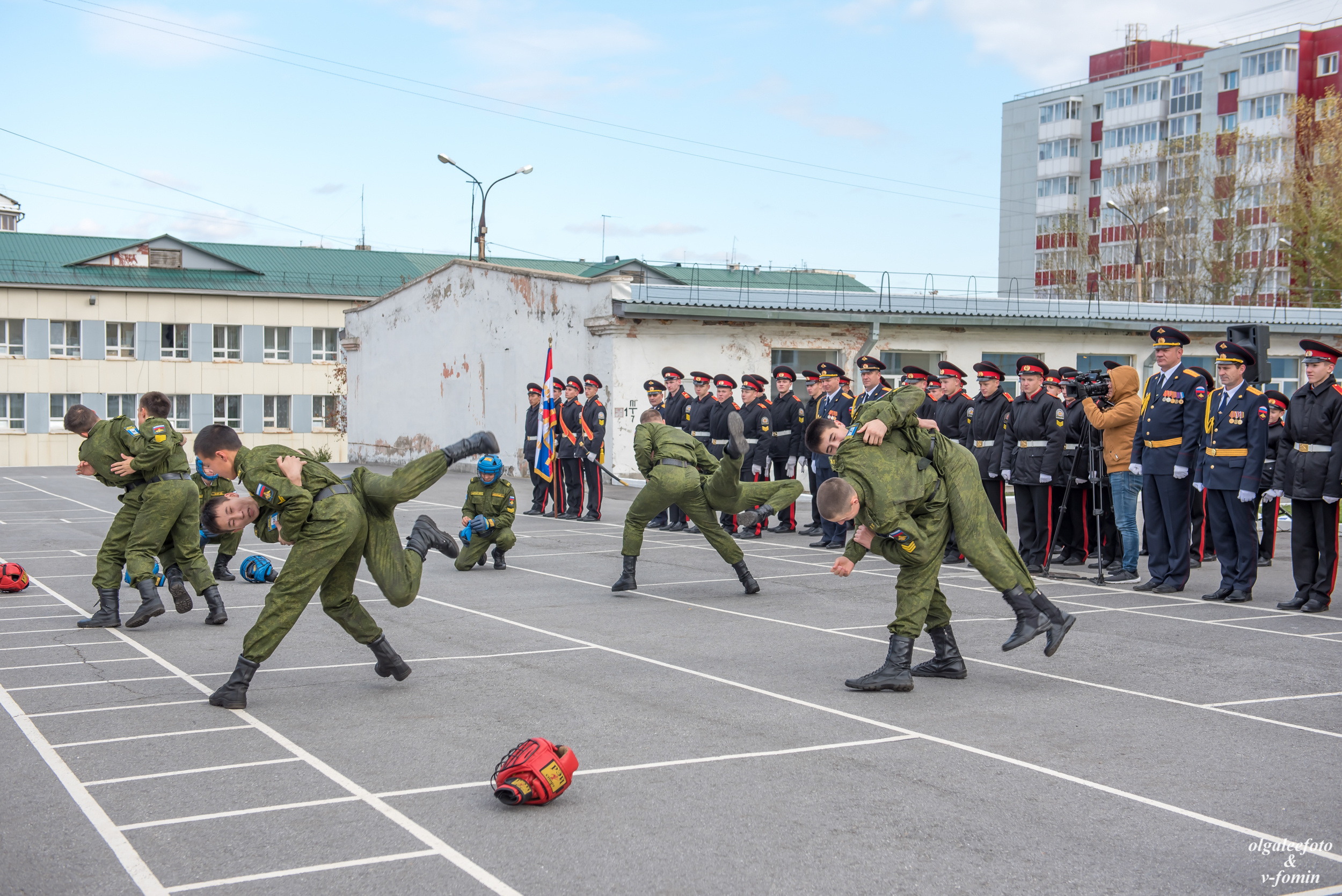 Репортажная фотосъемка в иркутске швейная битва детский день рождения. Ольга Ли свадебный семейный фотограф Иркутск