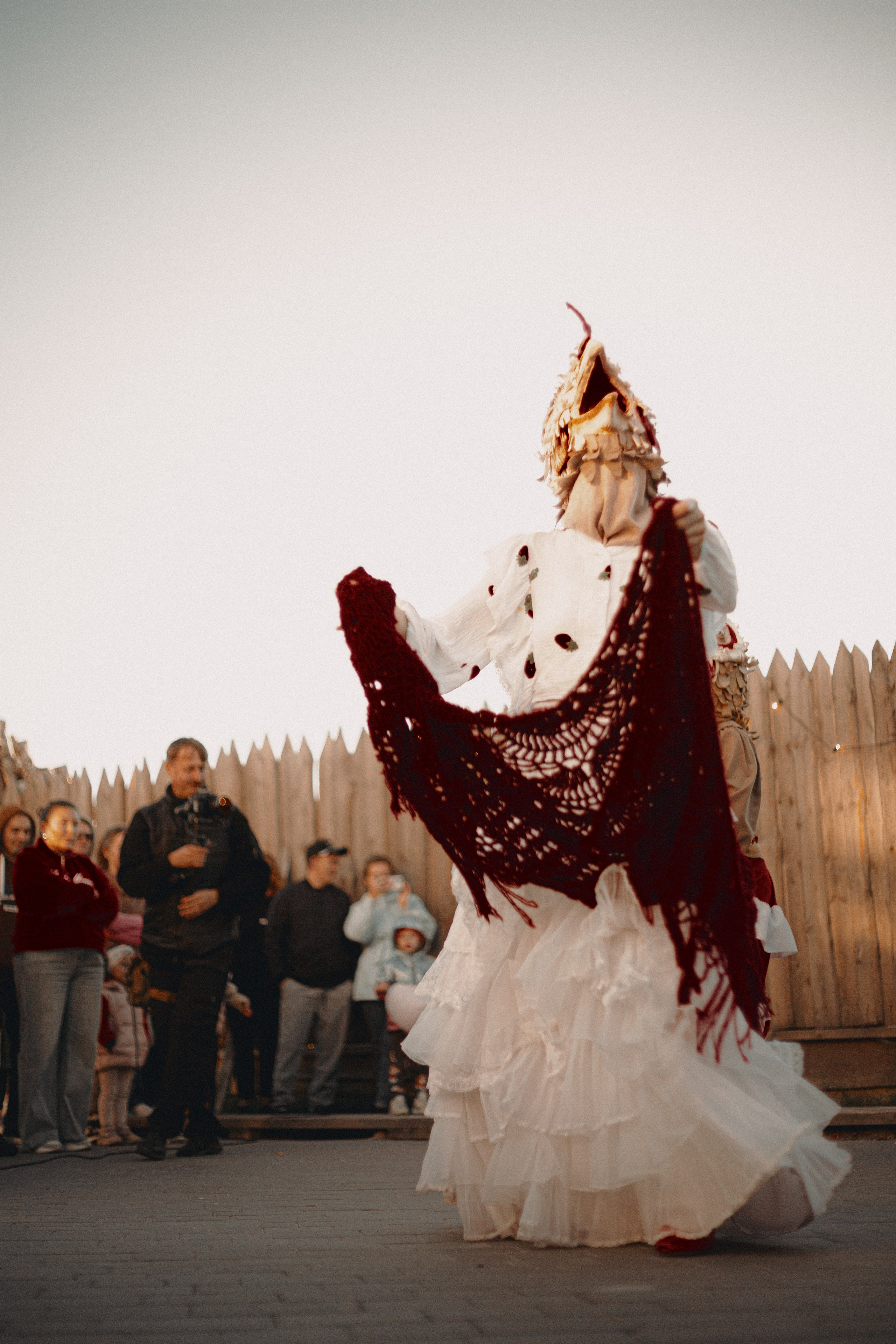 Спектакль «Куриное кабаре» от Свободного молодежного театра | Тобольск. Арт-фотограф Крис Л. в Тобольске: портрет, семейные, свадьбы
