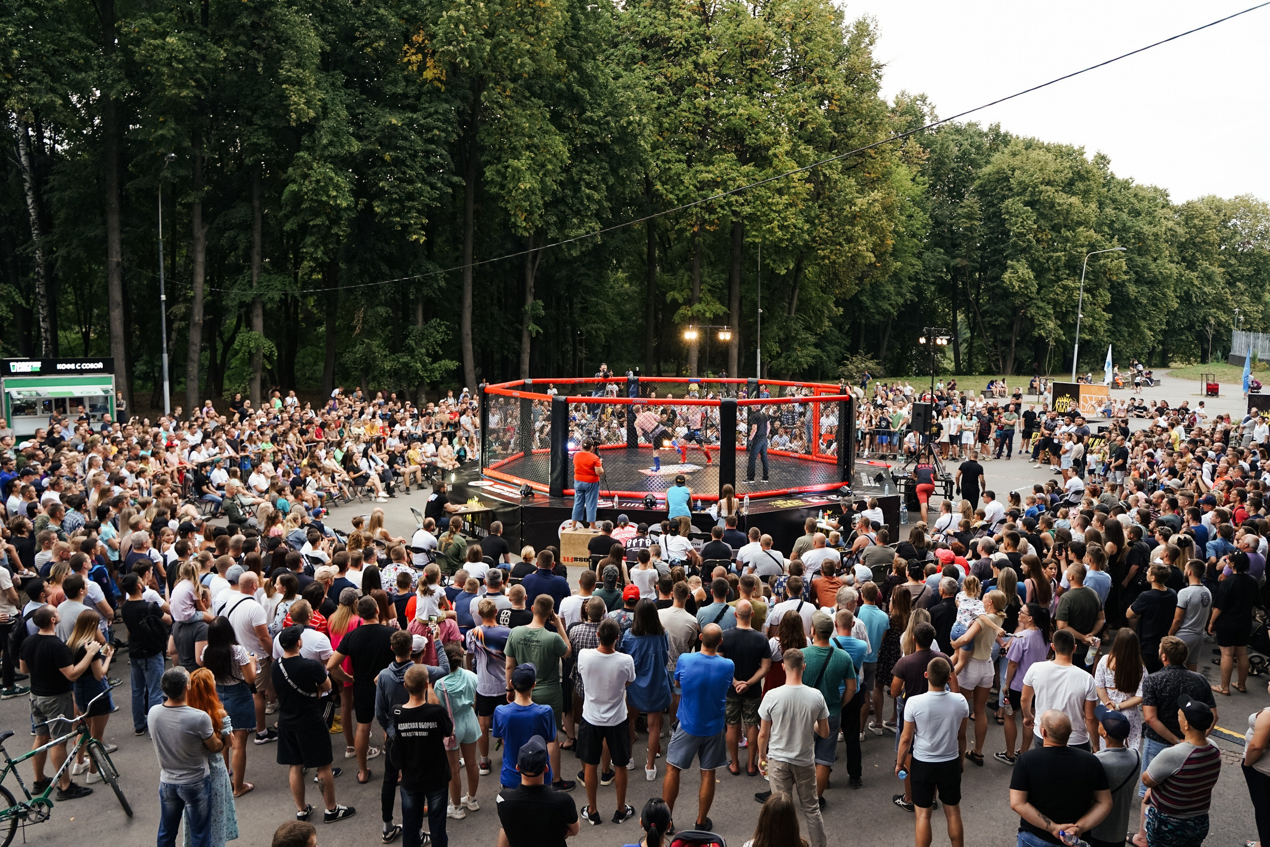 Вечер боев в ЦПКиО. Фотограф Надежда Погребняк | Рязань | Москва