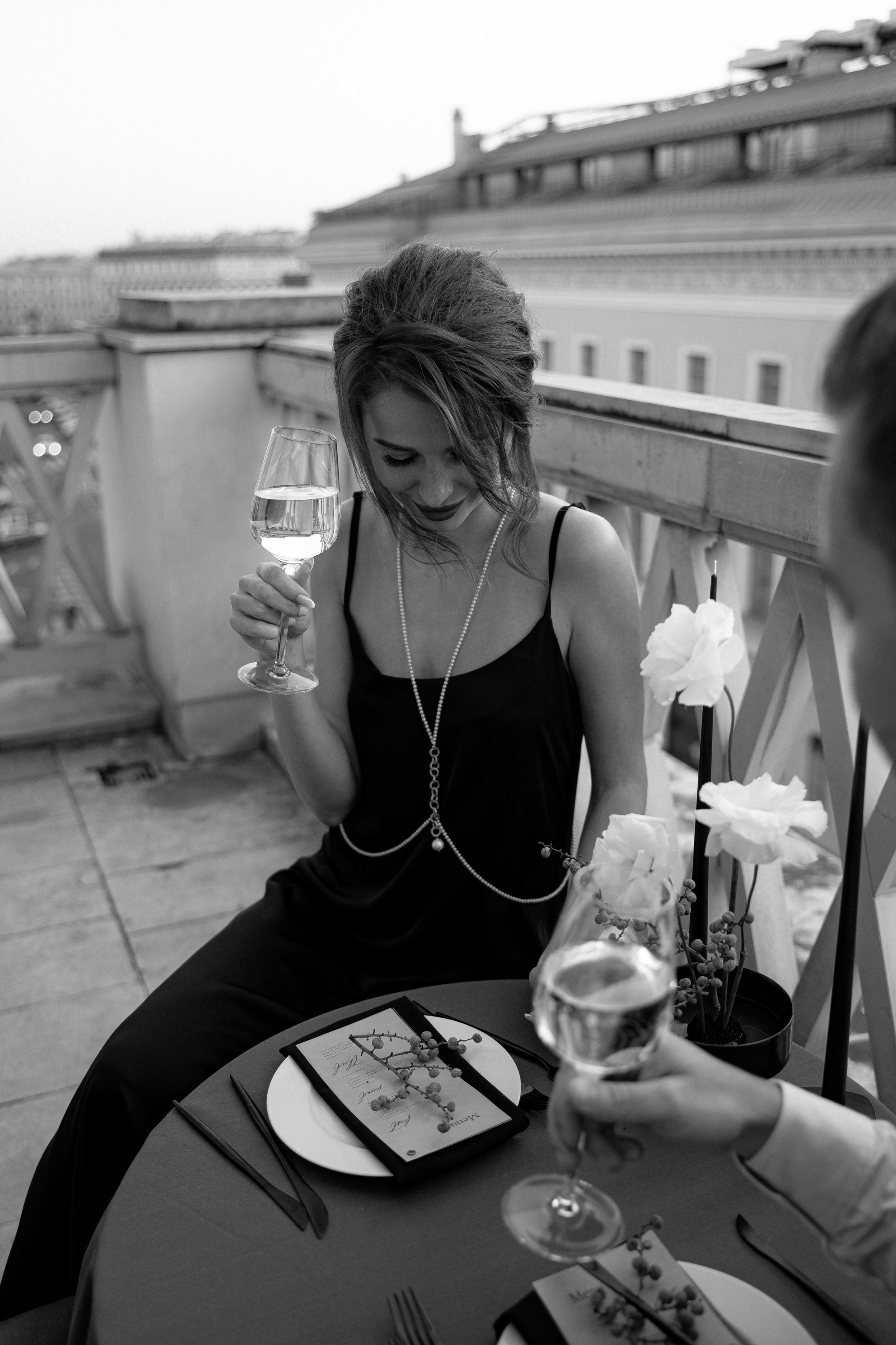 Евгений Магдалина. Камерная свадьба в отеле Софитель в стиле садовая флористика. Свадебный фотограф организатор в Санкт-Петербурге Ассоль Опарина