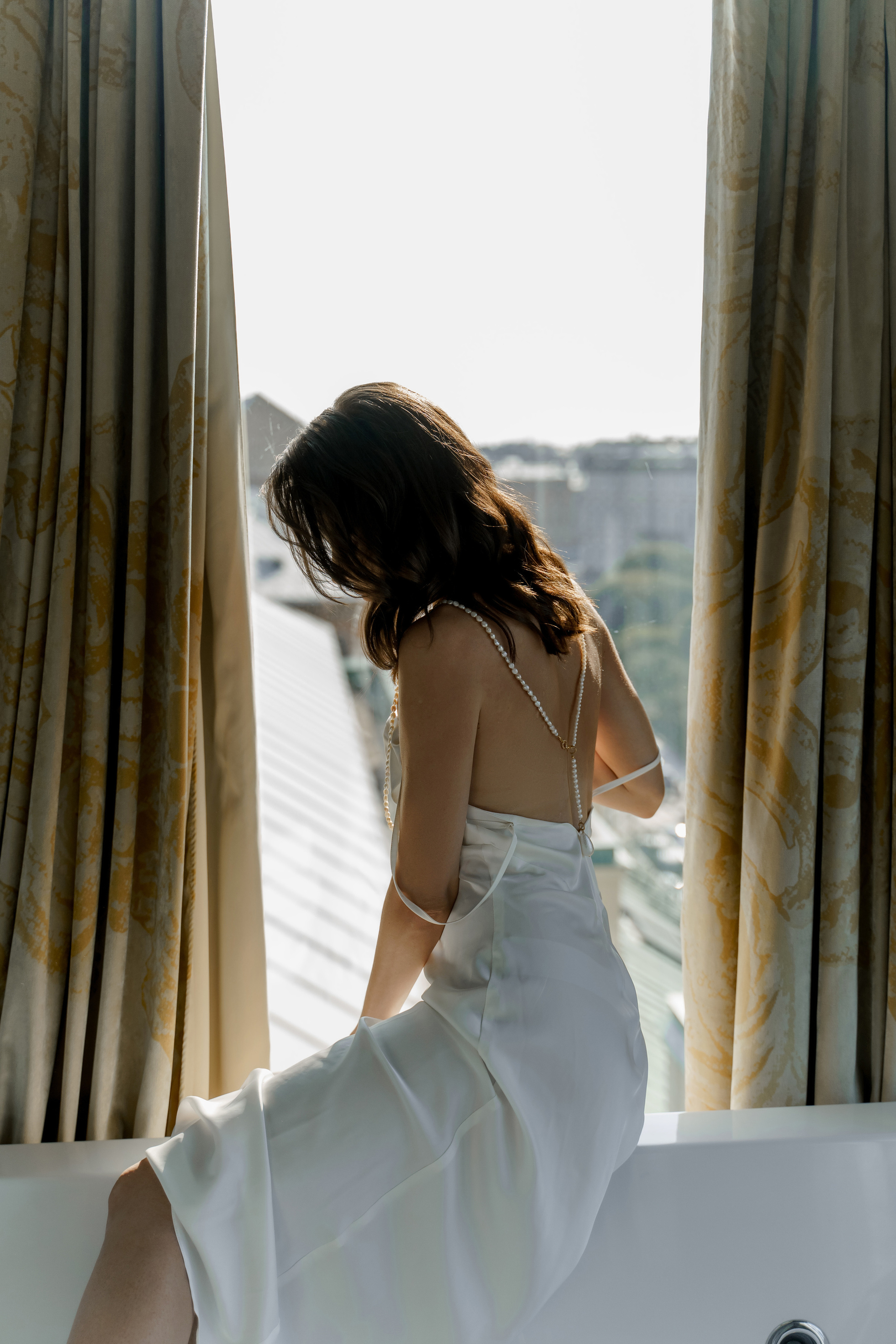 Евгений Магдалина. Камерная свадьба в отеле Софитель в стиле садовая флористика. Свадебный фотограф организатор в Санкт-Петербурге Ассоль Опарина