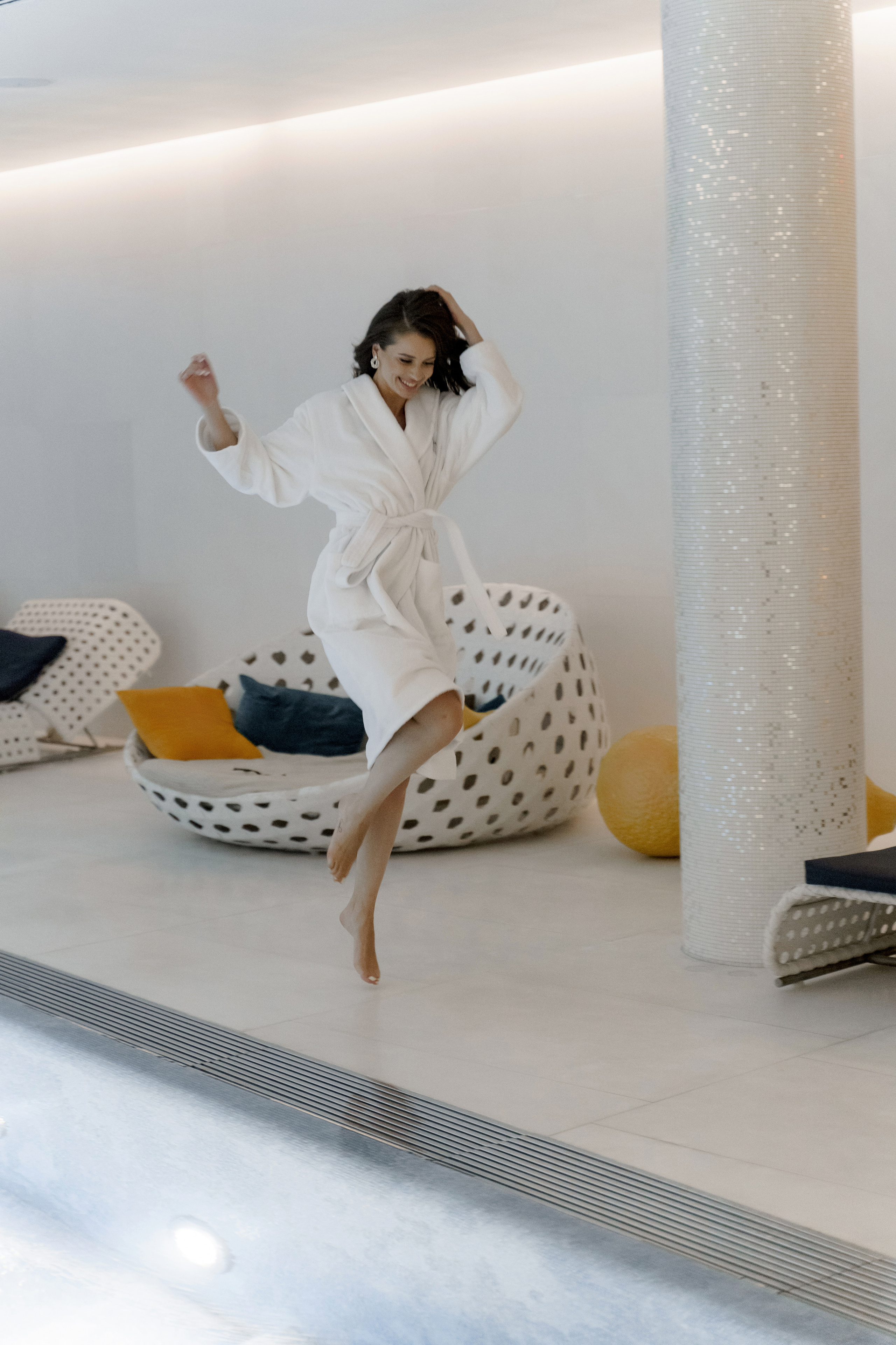 Евгений Магдалина. Камерная свадьба в отеле Софитель в стиле садовая флористика. Свадебный фотограф организатор в Санкт-Петербурге Ассоль Опарина