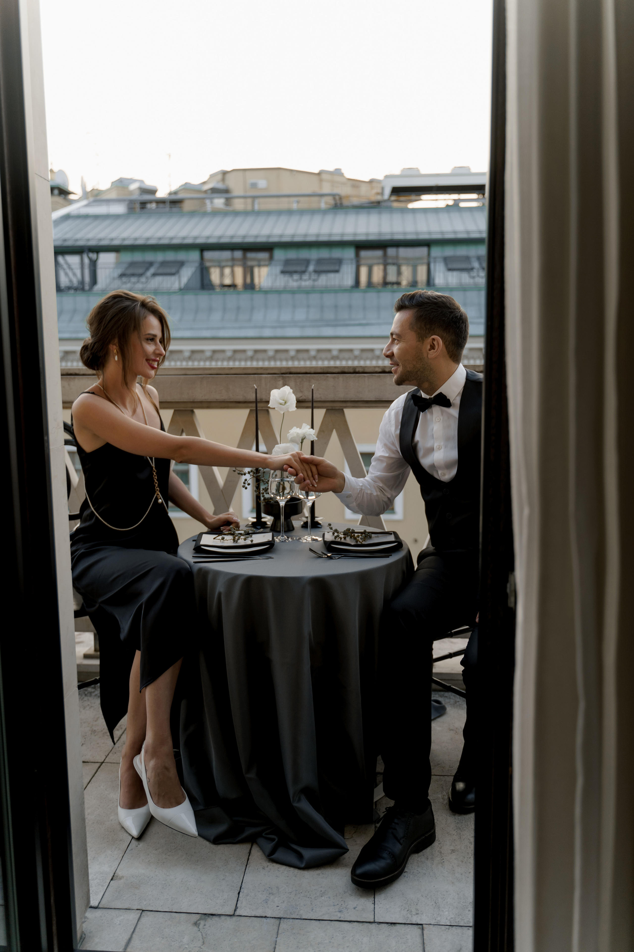 Евгений Магдалина. Камерная свадьба в отеле Софитель в стиле садовая флористика. Свадебный фотограф организатор в Санкт-Петербурге Ассоль Опарина