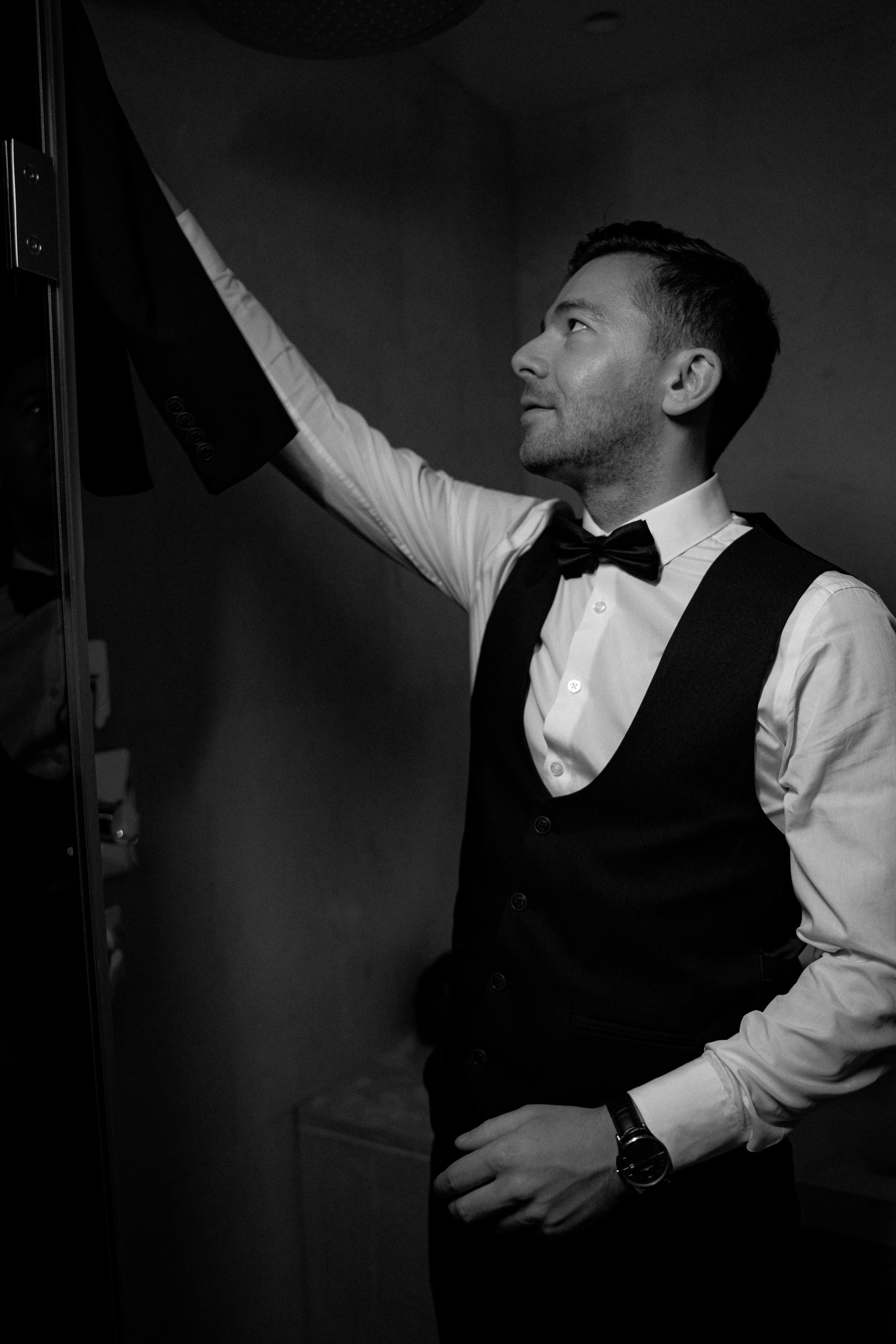 Евгений Магдалина. Камерная свадьба в отеле Софитель в стиле садовая флористика. Свадебный фотограф организатор в Санкт-Петербурге Ассоль Опарина