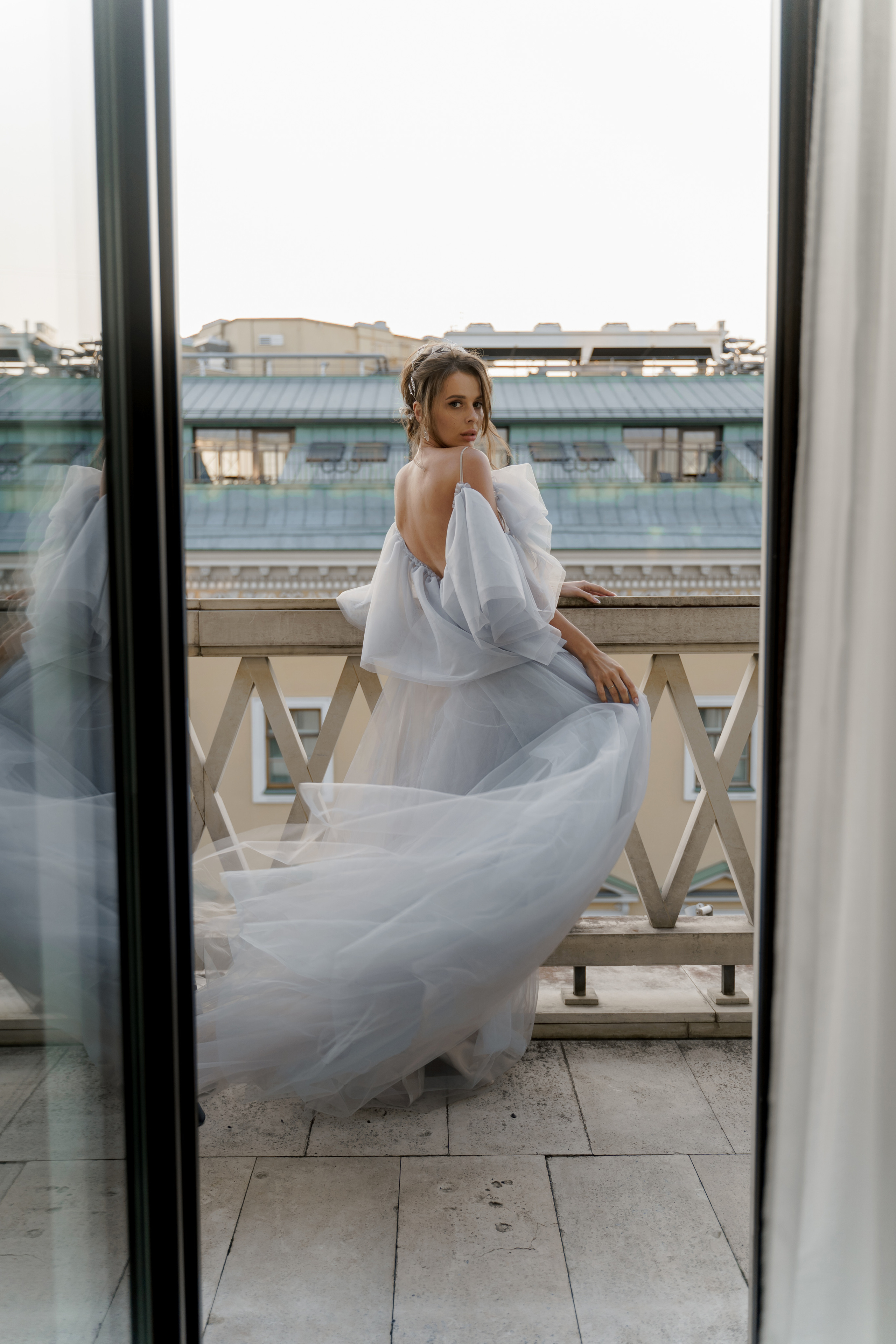 Евгений Магдалина. Камерная свадьба в отеле Софитель в стиле садовая флористика. Свадебный фотограф организатор в Санкт-Петербурге Ассоль Опарина