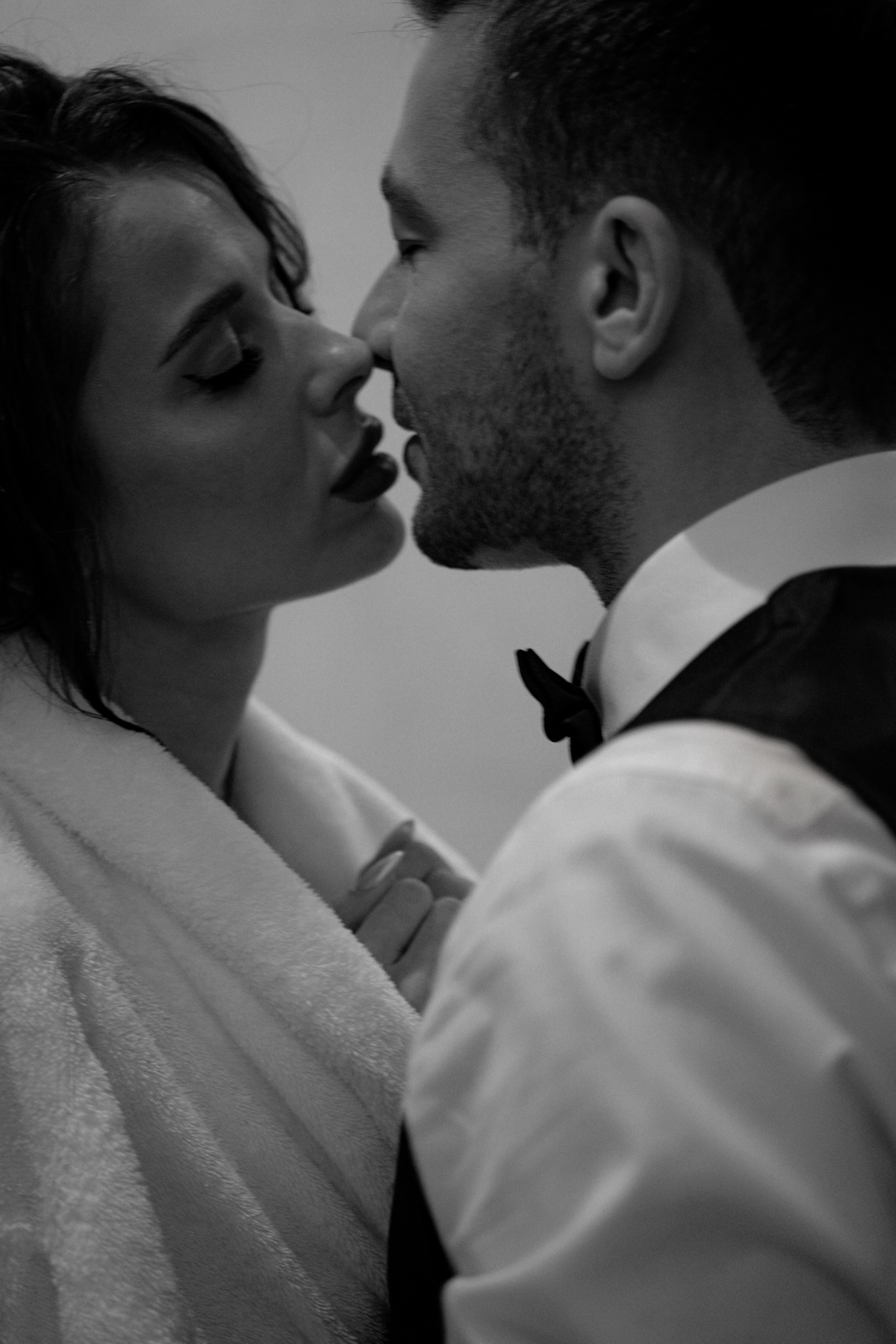 Евгений Магдалина. Камерная свадьба в отеле Софитель в стиле садовая флористика. Свадебный фотограф организатор в Санкт-Петербурге Ассоль Опарина