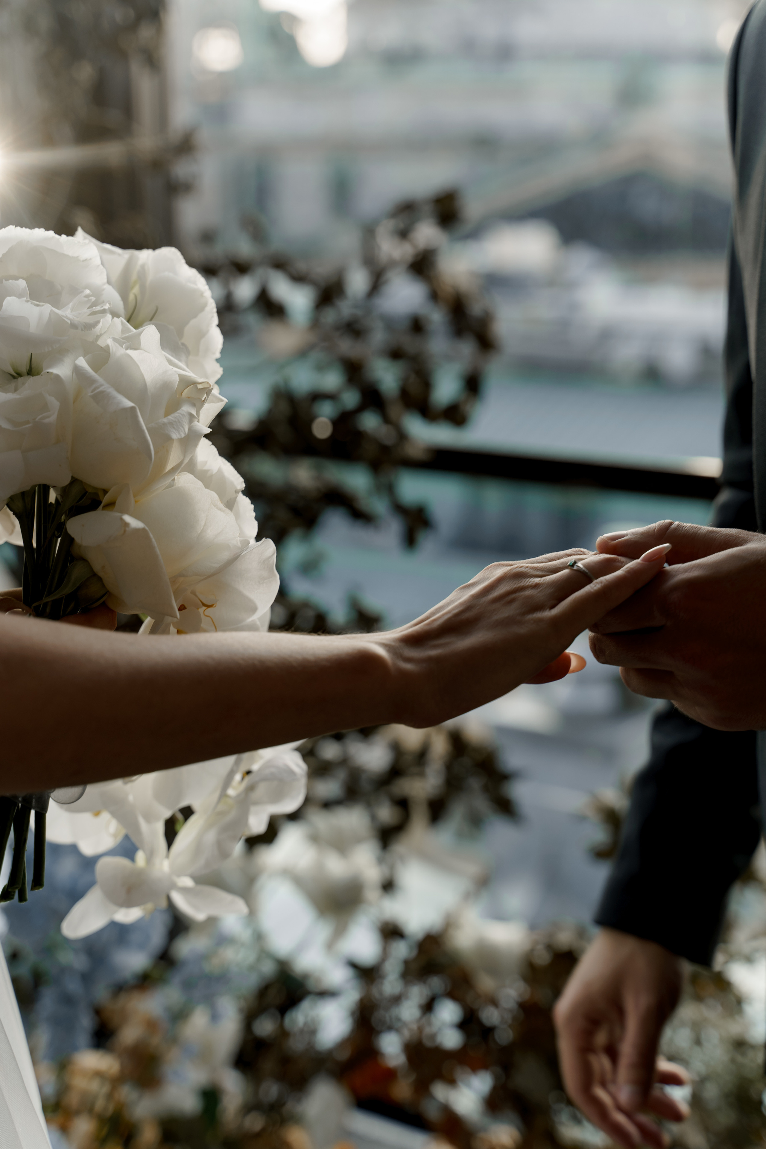 Евгений Магдалина. Камерная свадьба в отеле Софитель в стиле садовая флористика. Свадебный фотограф организатор в Санкт-Петербурге Ассоль Опарина