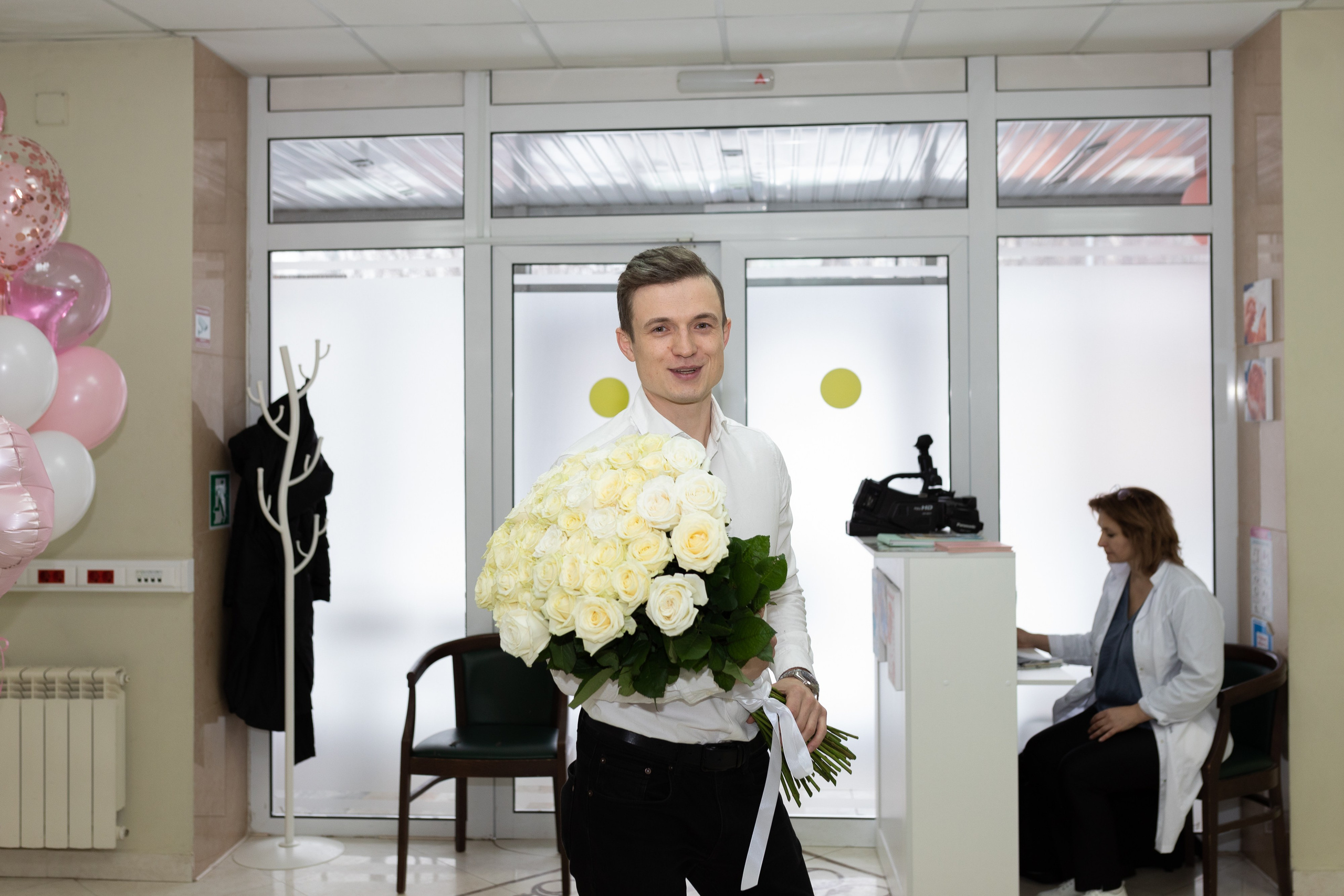 Выписка из роддома. ФОТОГРАФ НА ГОДИК, БЕРЕМЕННОСТИ, НОВОРОЖДЕННЫХ, КРЕЩЕНИЯ МОСКВА