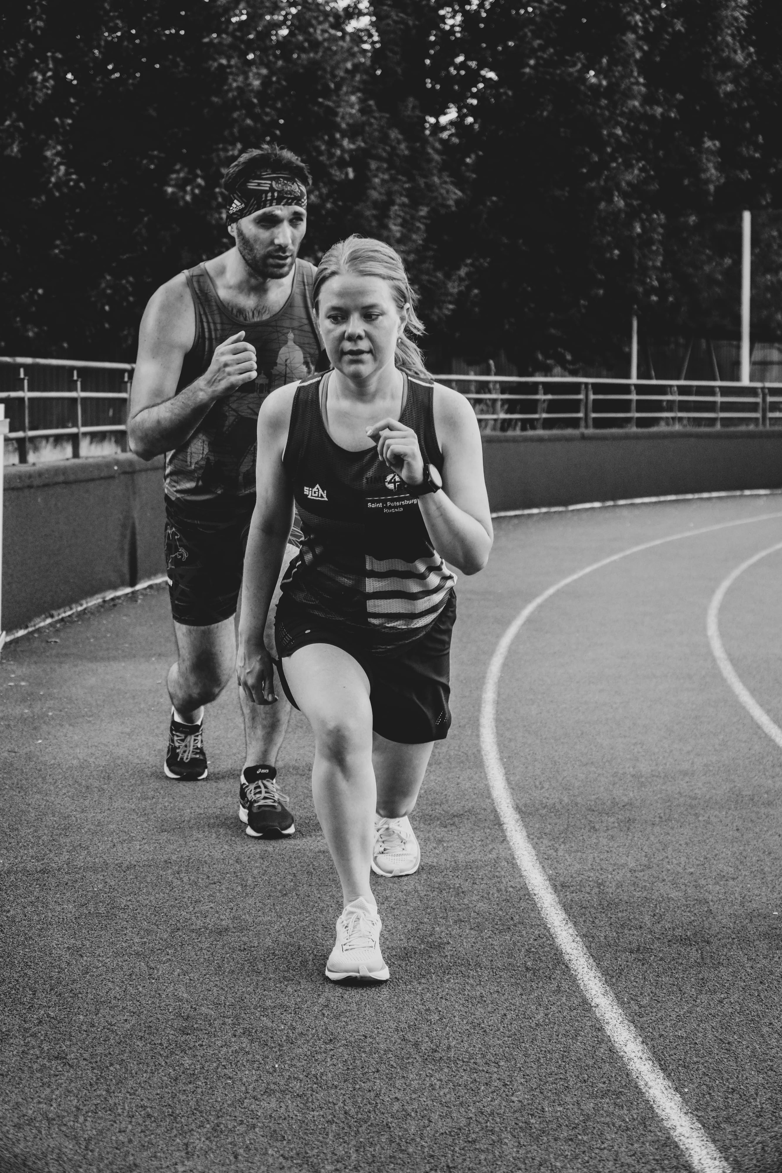 Тренировка бегового клуба Time4Run. Катя Кудринская. Фотограф на мероприятие СПб. Семейный фотограф