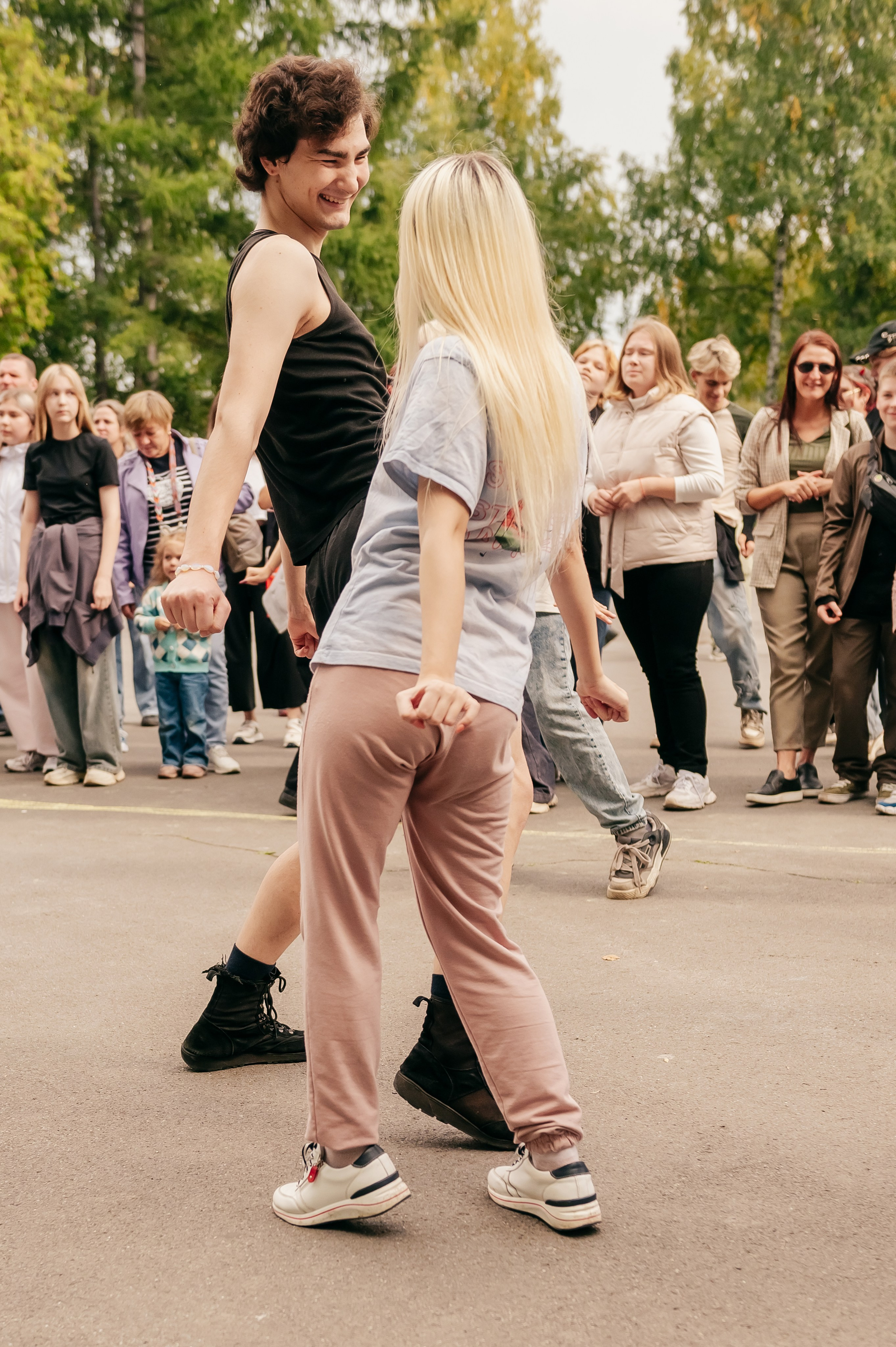 Съёмка танцев. Детский фотограф, семейный фотограф и репортажи в Кемерово