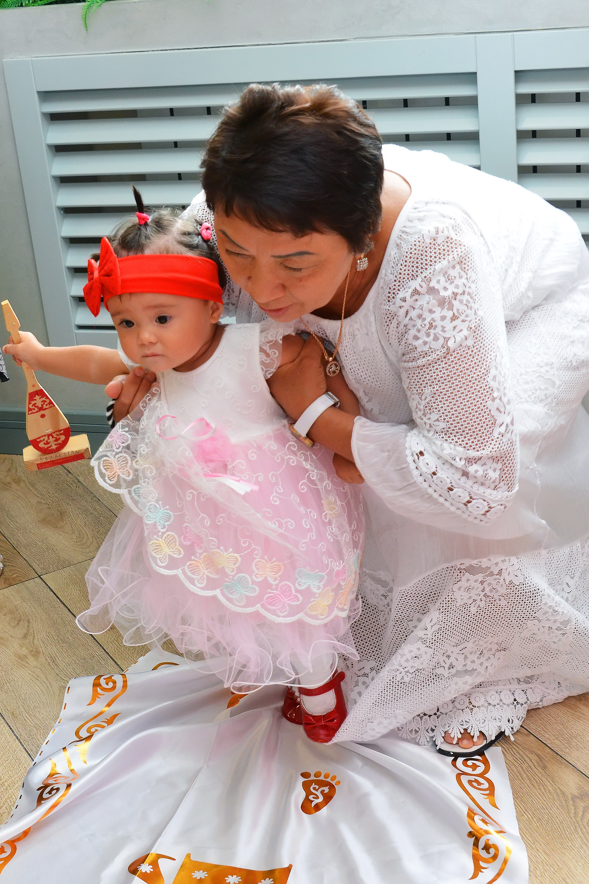 Дети-5 (Адель-1годик). Фотосъёмка. Фотограф Сергей Авдеев-семейный и детский фотограф в Алматы