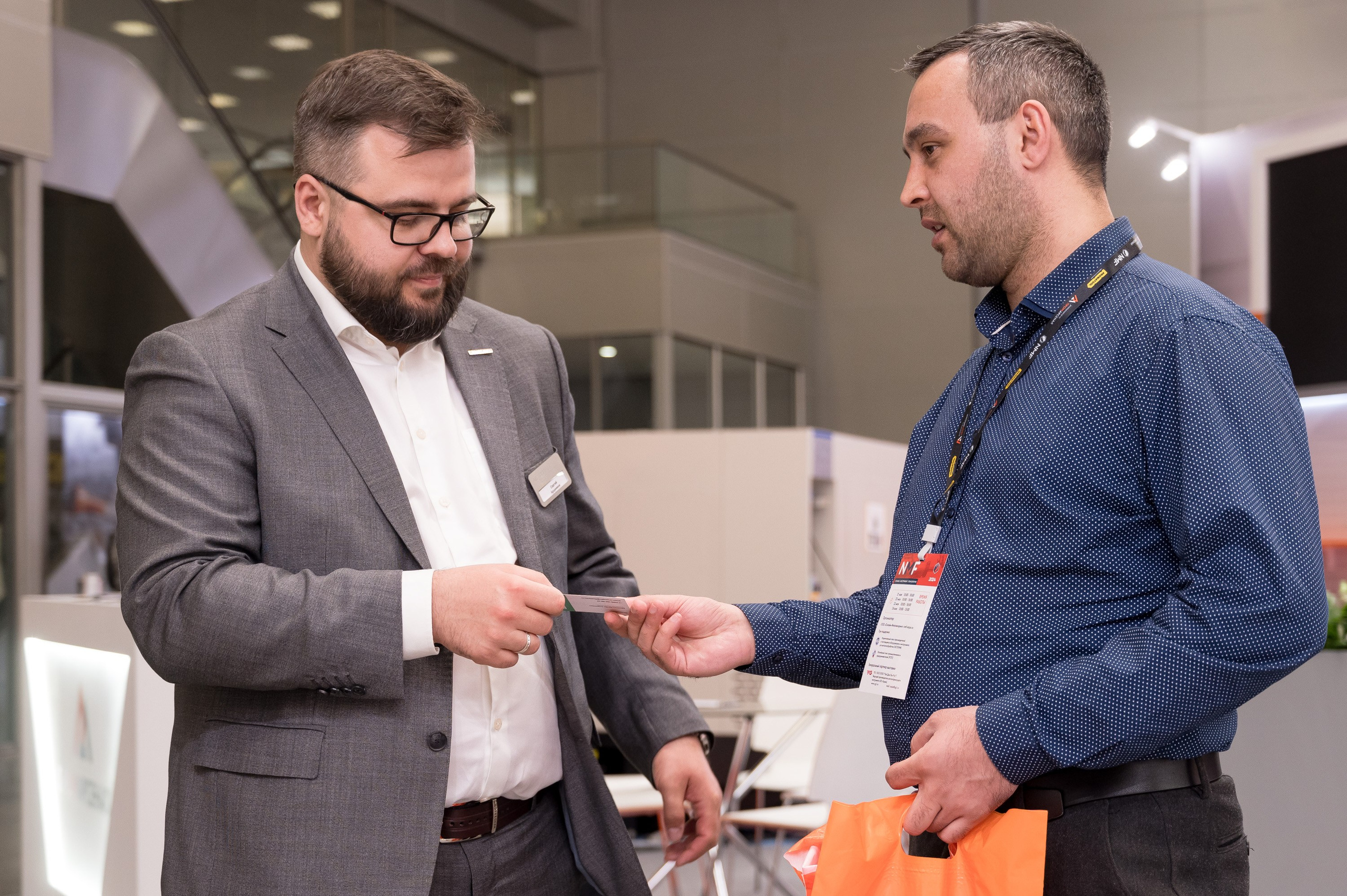 Обзор на стенд АС-ИТР и Эквивалент. Репортажный фотограф и видеограф Слава Думчев. Тимбилдинги, отчетники, корпоративы