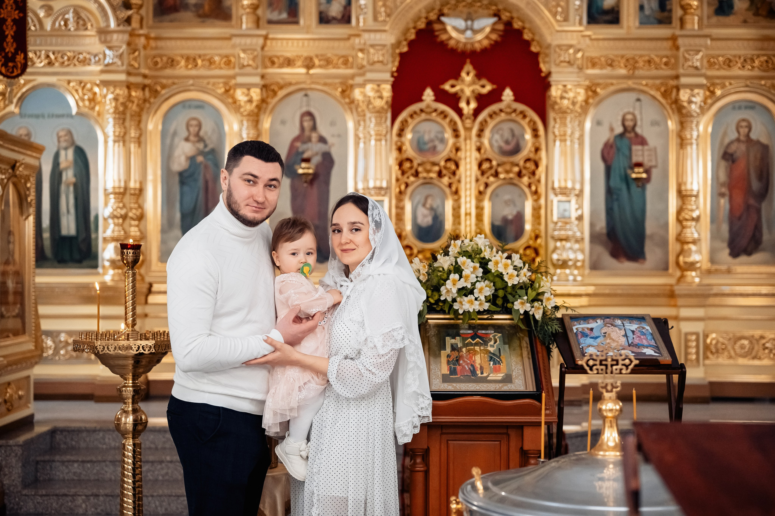 Павловка, храм св. апостолов Петра и Павла. Церковный фотограф на Таинство Крещения и Венчания в Оренбурге и Оренбургской области Екатерина Белкина