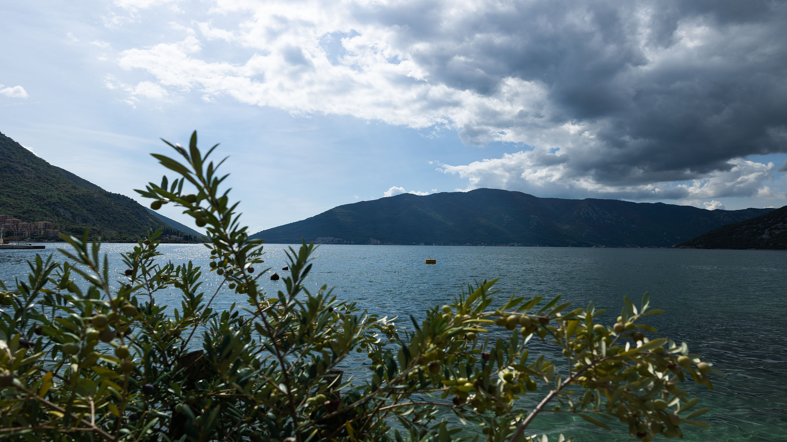 Рисан и Пераст. Портретный фотограф, контент фотограф, продающие фото в Москве и МО