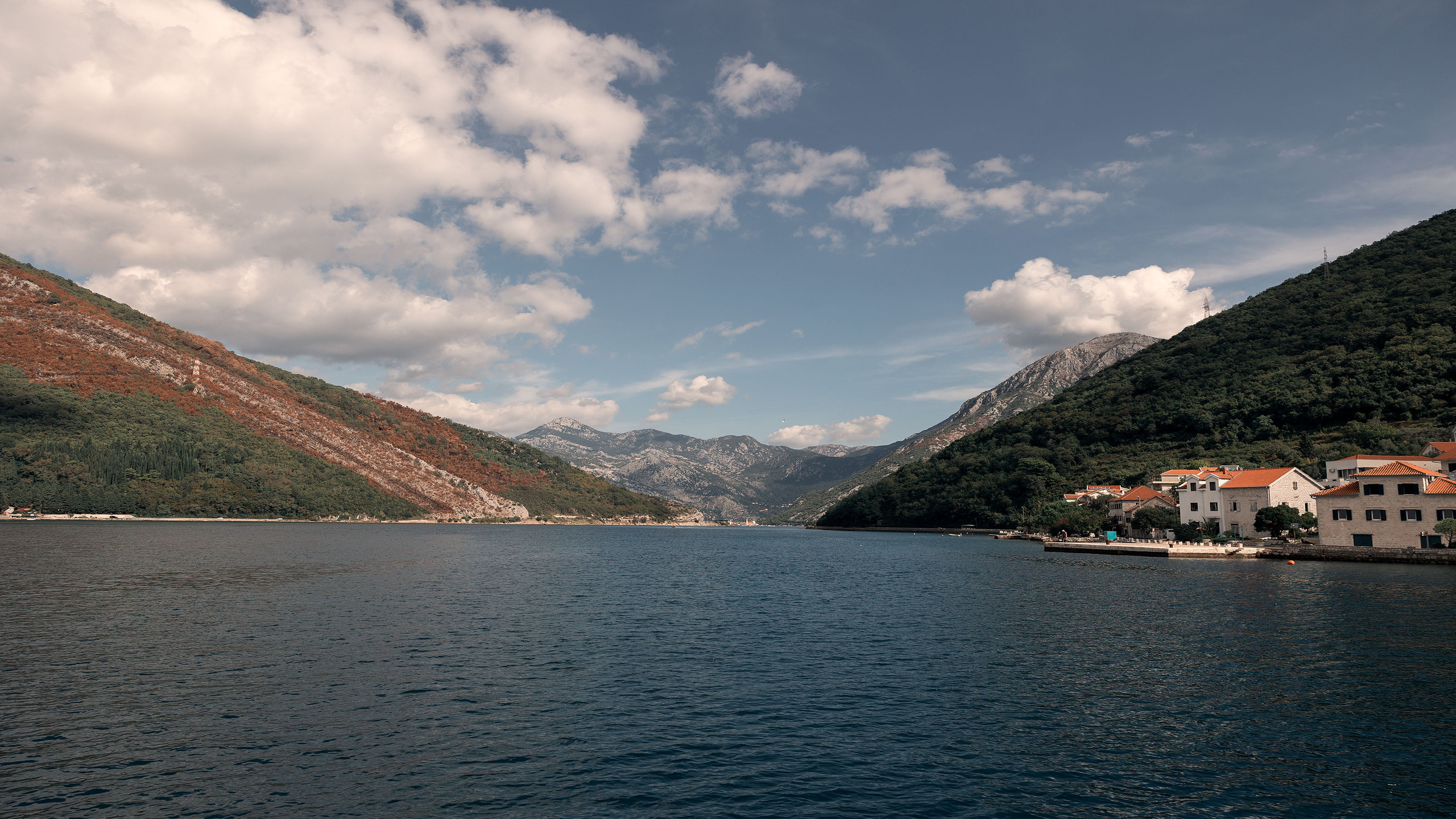 Рисан и Пераст. Портретный фотограф, контент фотограф, продающие фото в Москве и МО