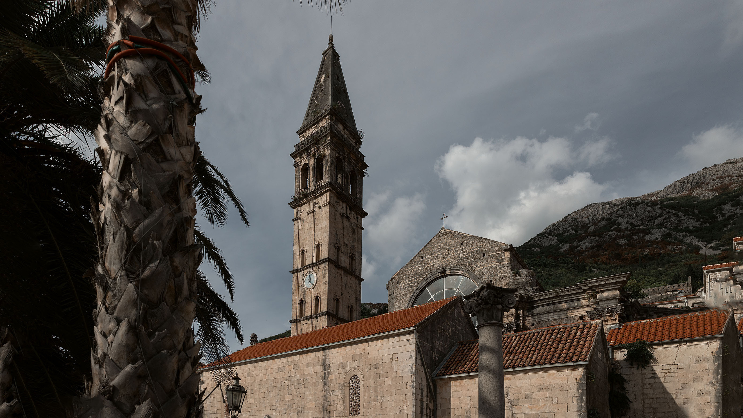 Рисан и Пераст. Портретный фотограф, контент фотограф, продающие фото в Москве и МО