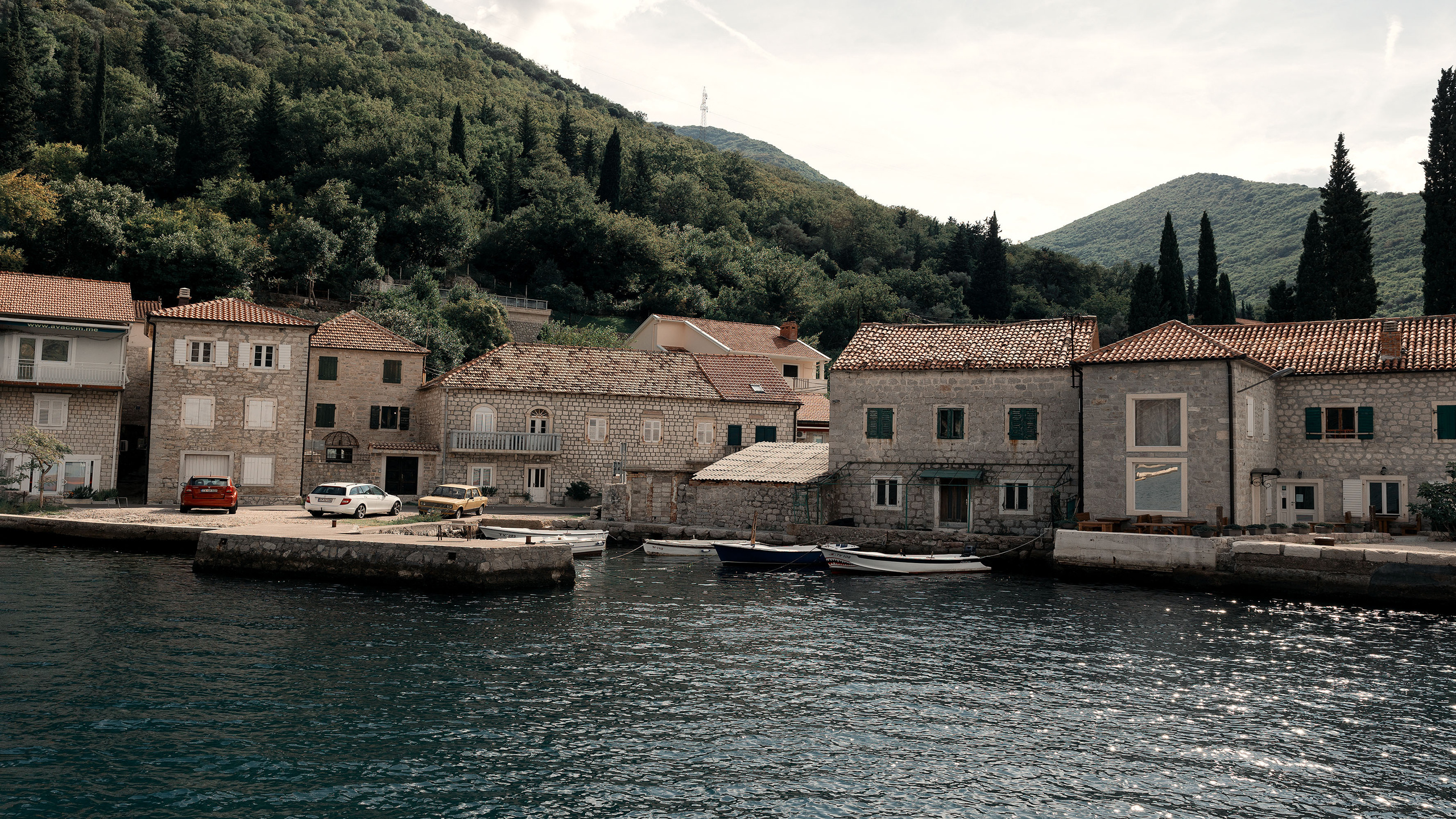 Рисан и Пераст. Портретный фотограф, контент фотограф, продающие фото в Москве и МО